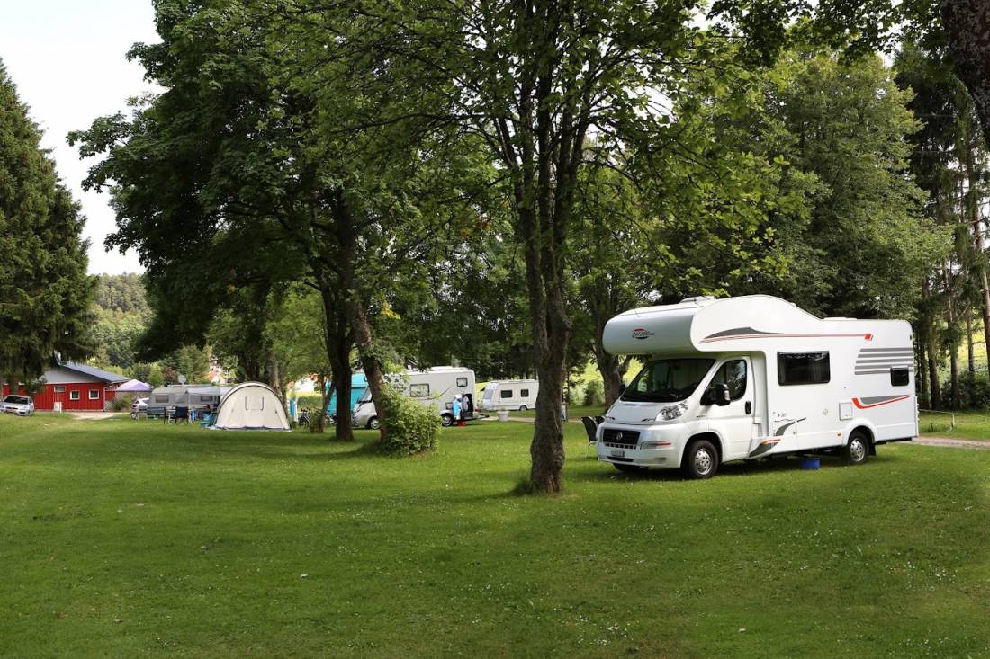 AZUR Rosencamping Schwabische Alb — Photo 3