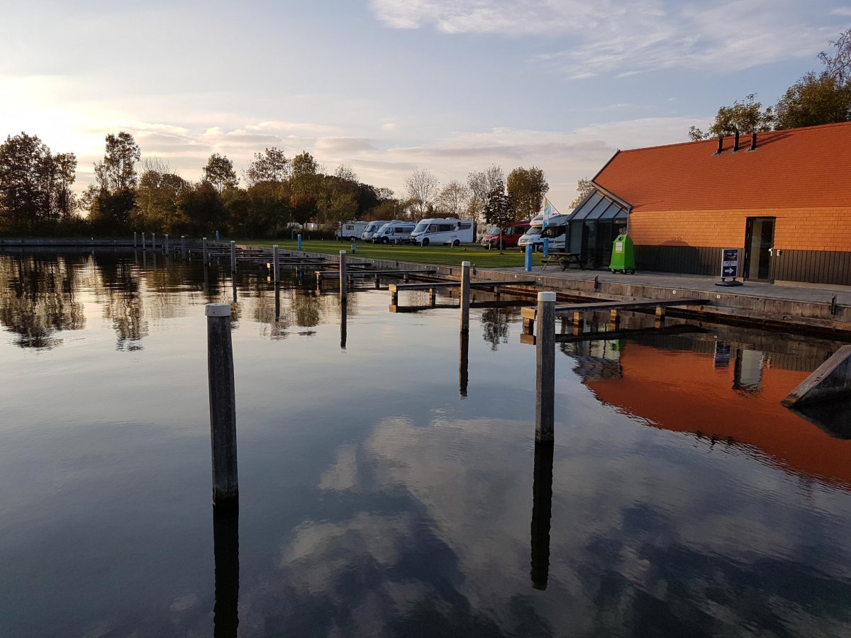 Stellplatz Zuiderkluft Giethoorn — Photo 4