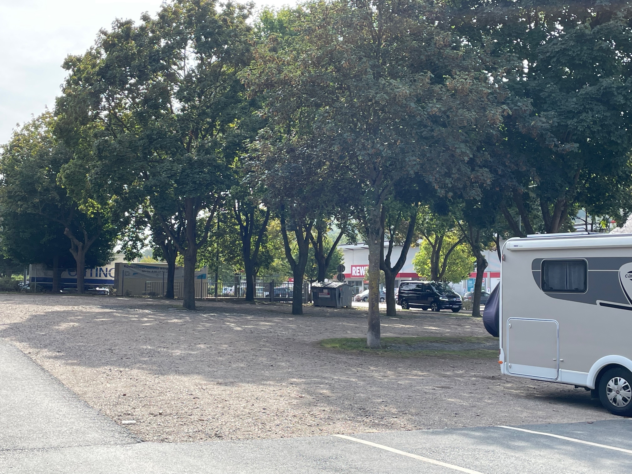 Stellplatz Am Schwimmbad — Photo 3