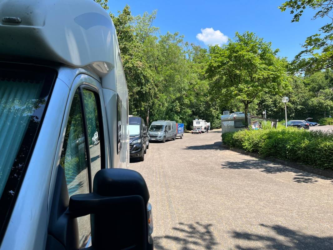 Stellplatz am Rheingau-Bad