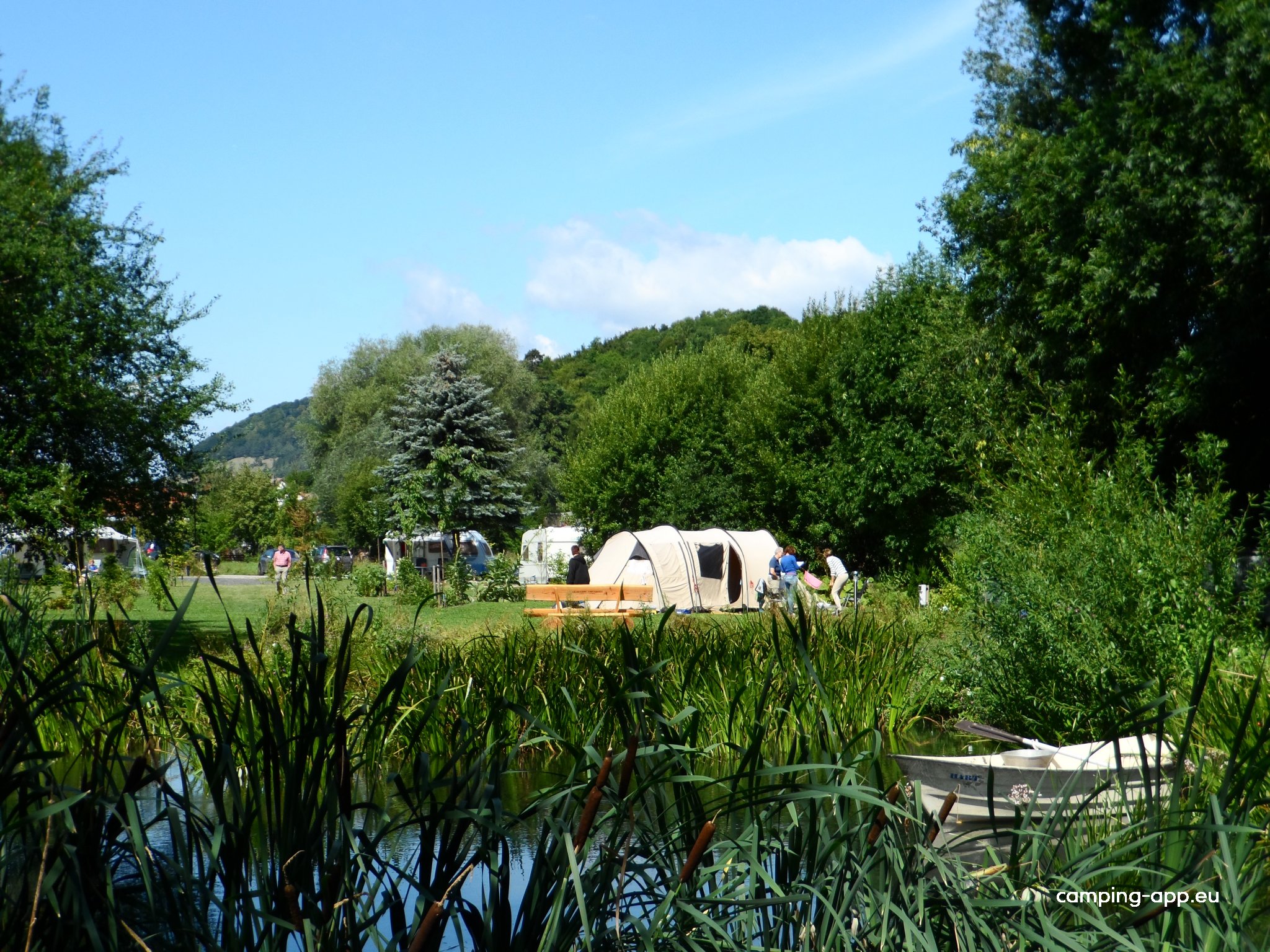 Schloß Roßdorf Ferienwohnungen & Camping — Photo 6