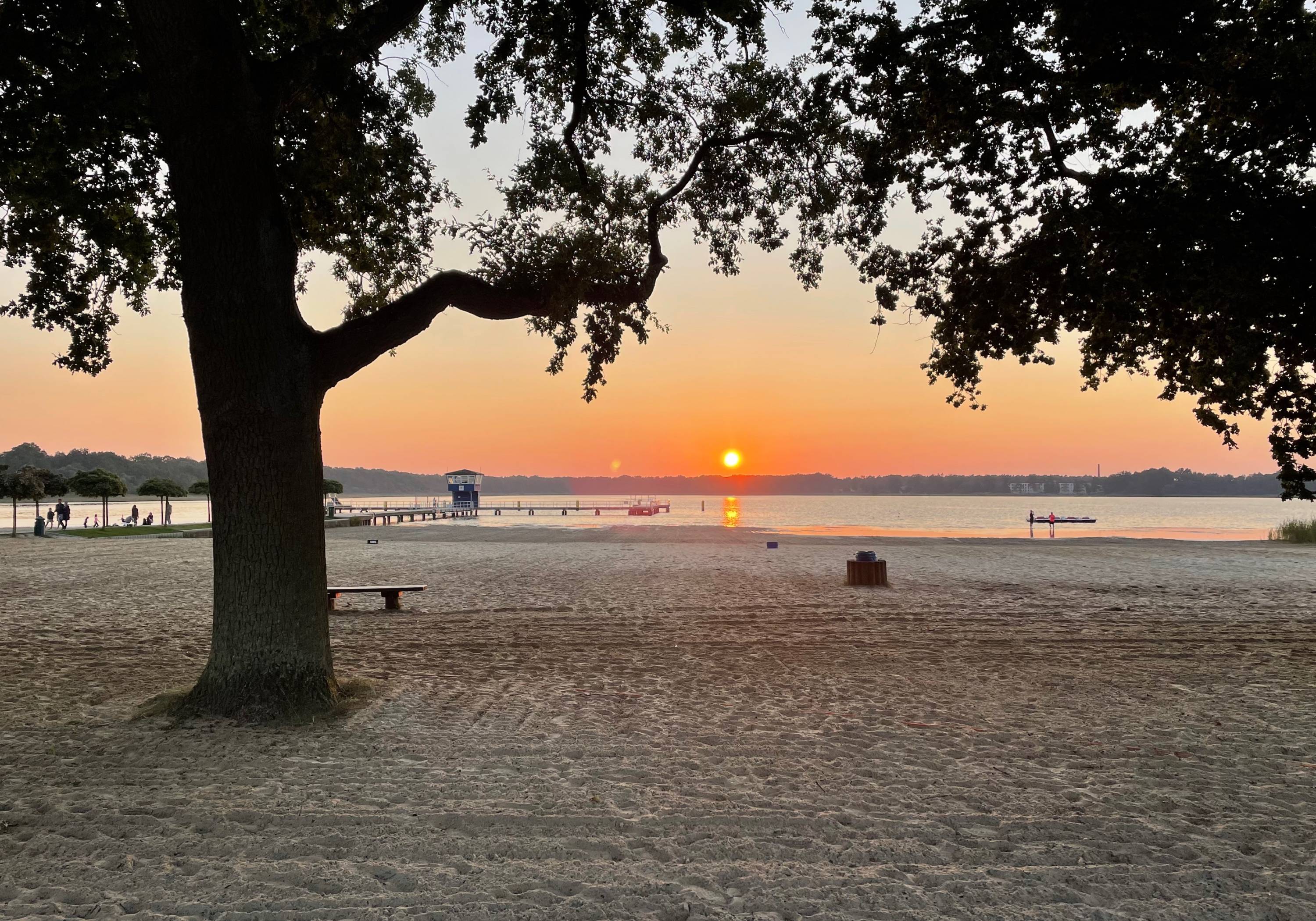 Barracuda Beach Camping am See