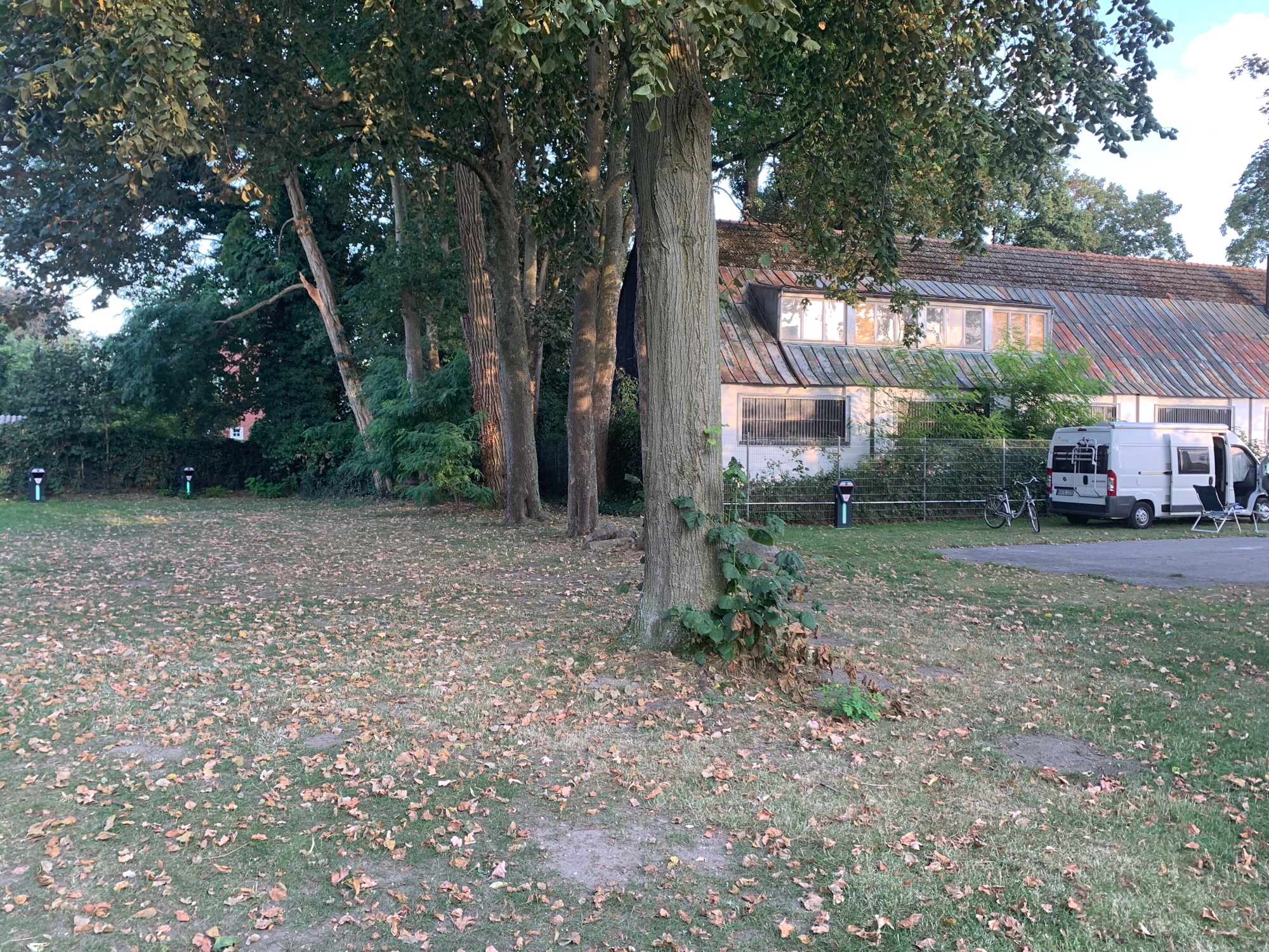 Stellplatz an der Rundsporthalle — Photo 5