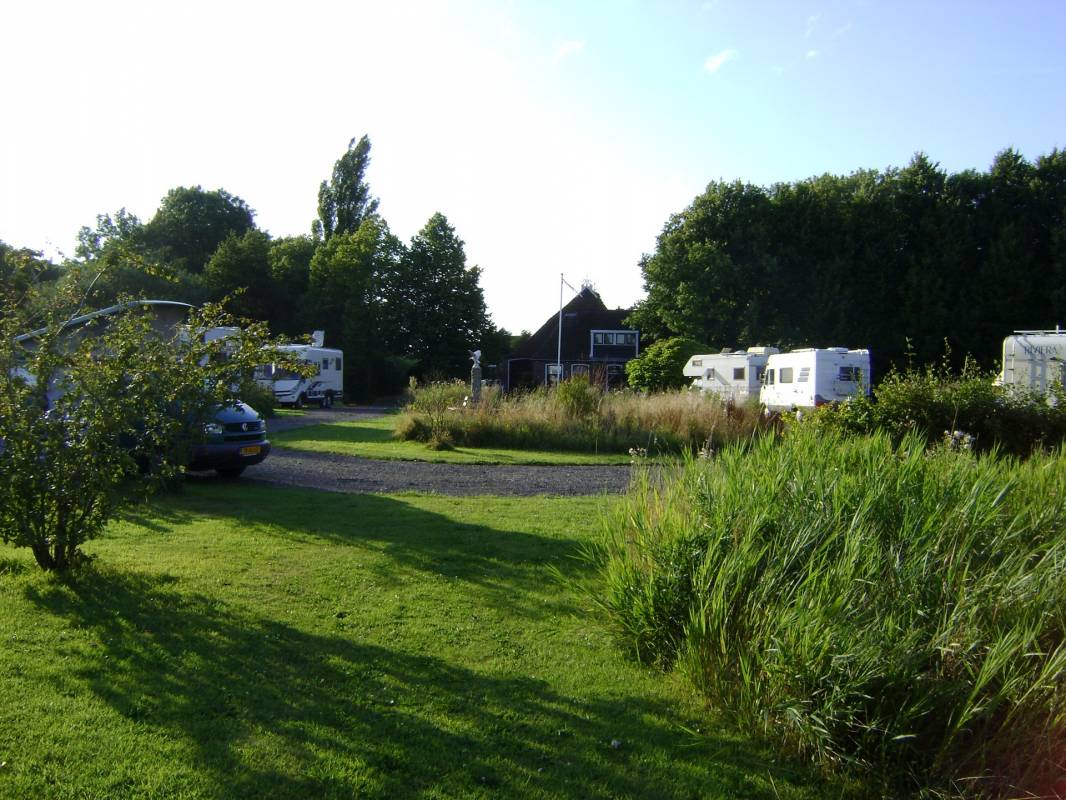 Mini Camping Friesland Theeschenkerij de Brinkhoeve — Photo 3