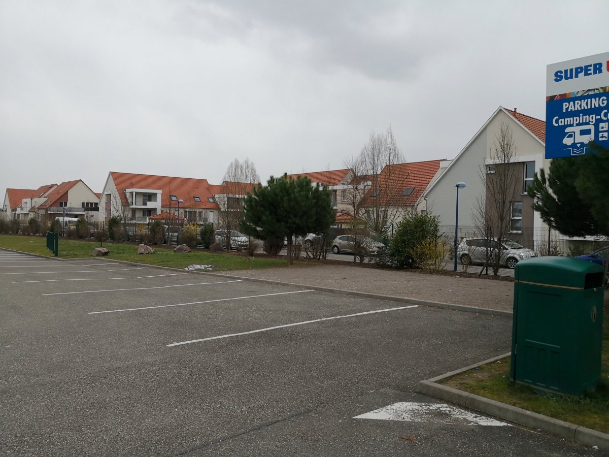 Stellplatz Super U Gertwiller