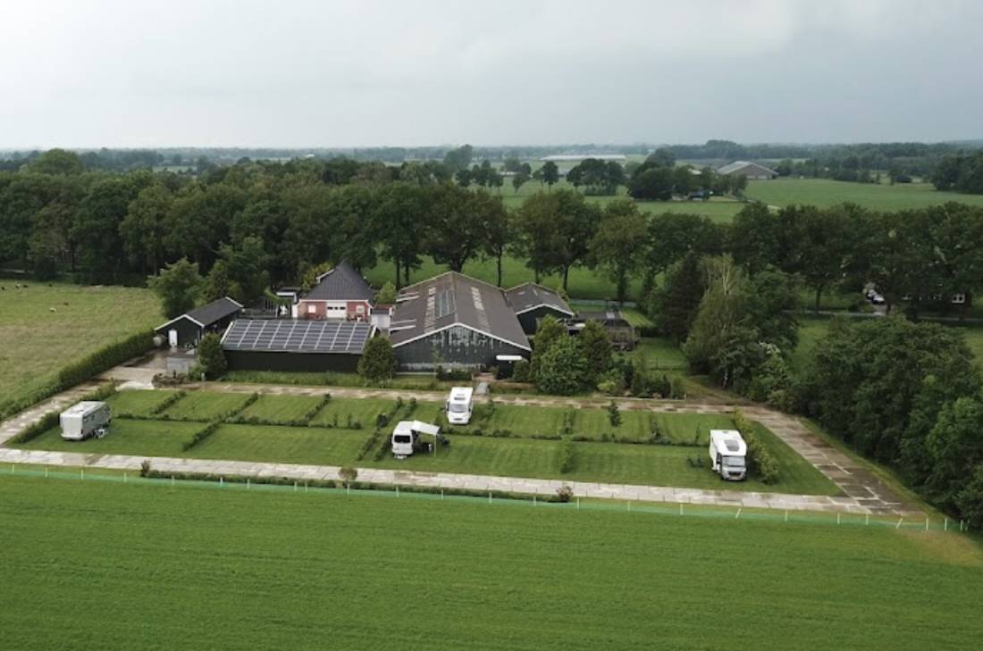 Camperplaats Bloemenveld