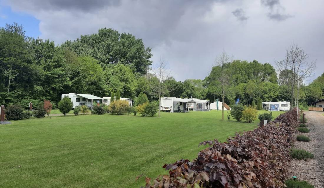 Camping Buitengoed de Veenstede — Campsite in Gieterveen