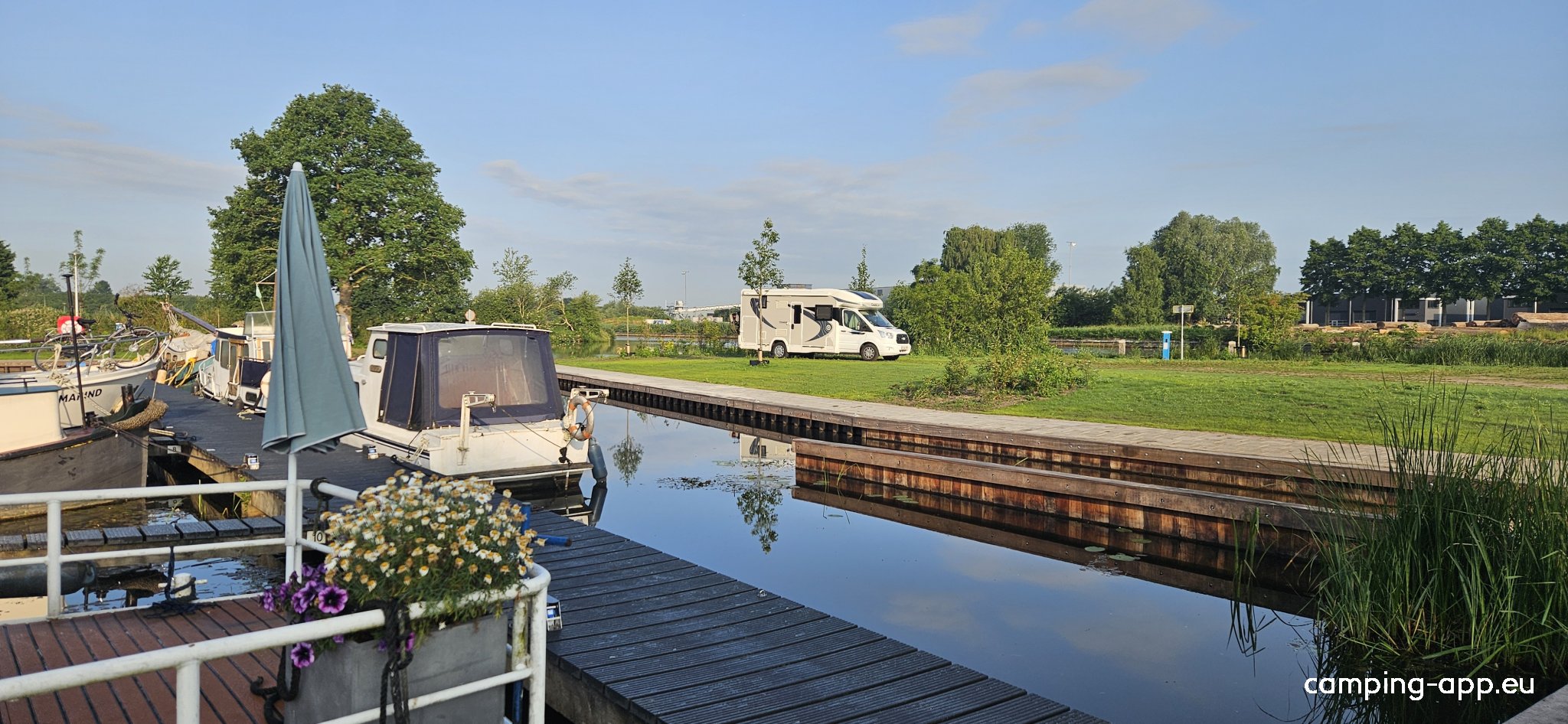 Camperplaats Jachthaven Steenwijk — Photo 3