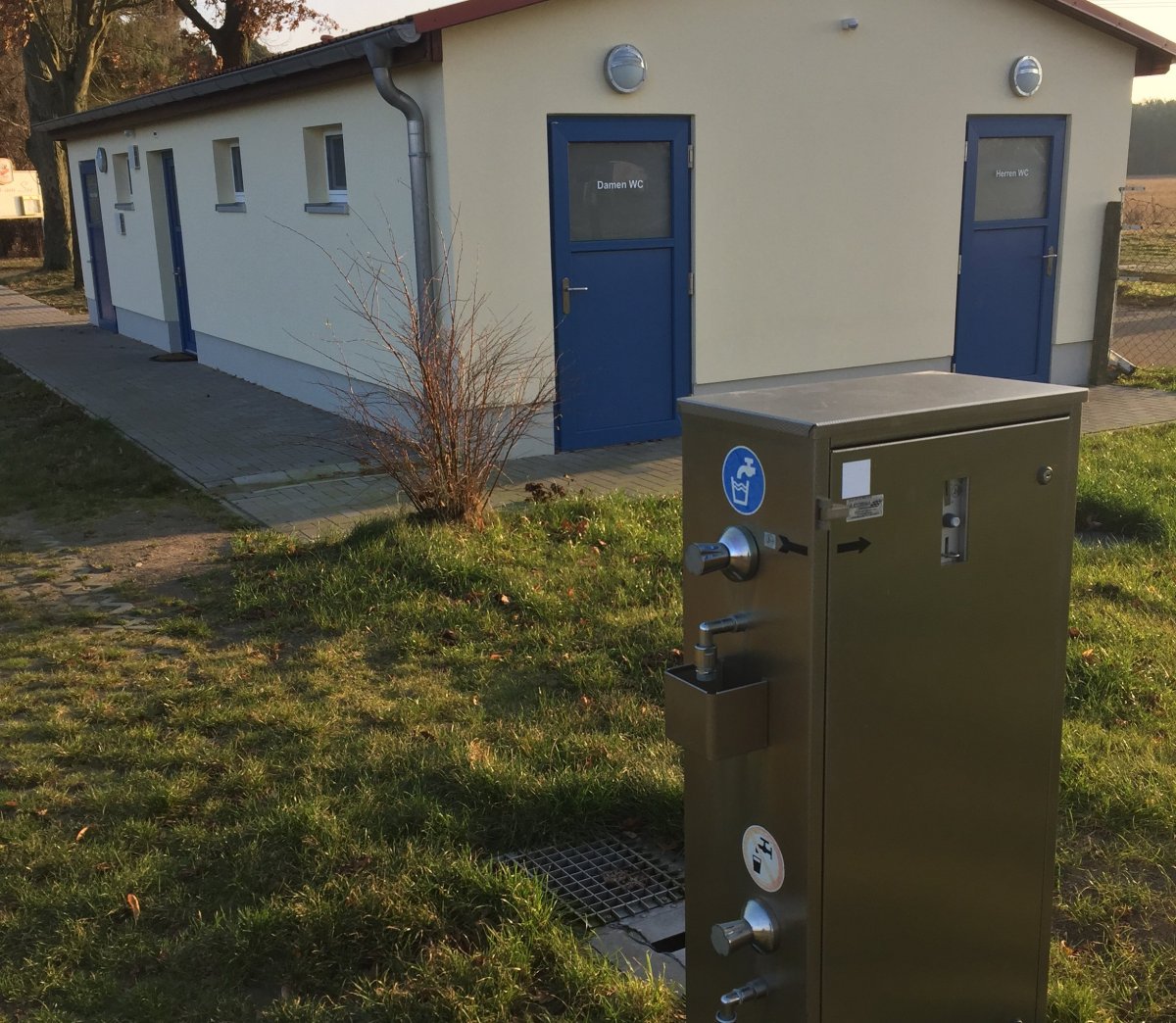 Wohnmobilstellplatz Haus am See — Photo 4