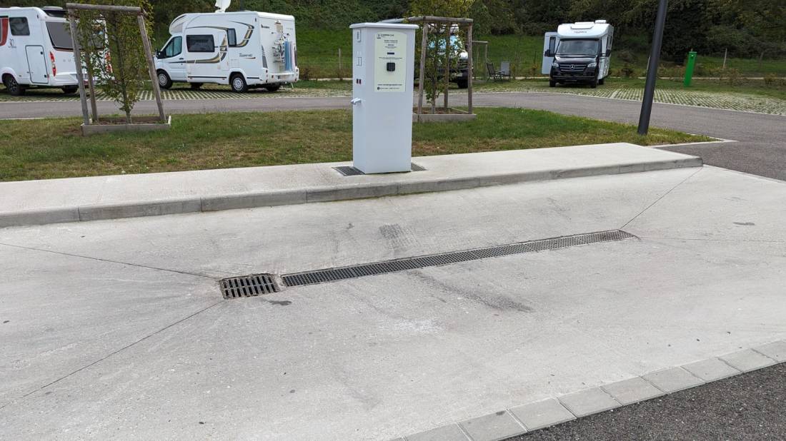 Aire Camping-Car — Photo 4