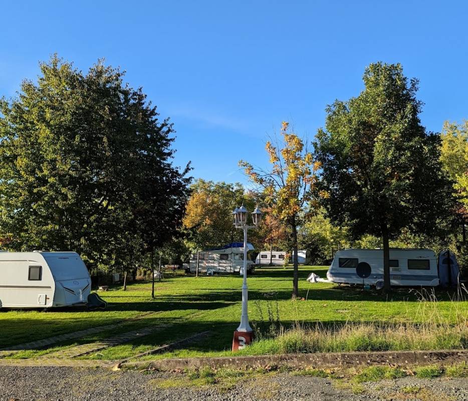 Wohnresidenz & Waldcamping im Ohmtal — Photo 2