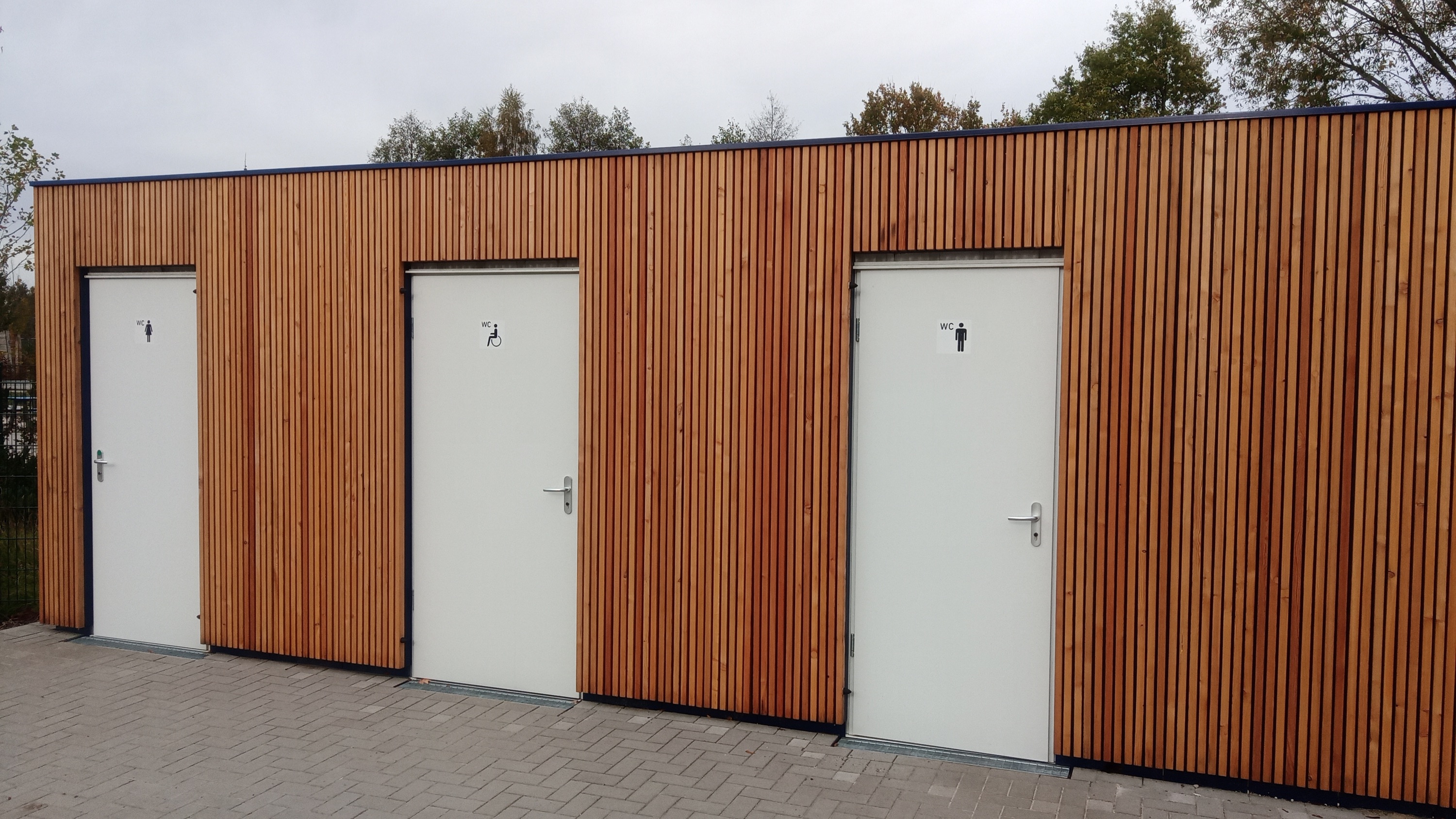 Wohnmobilstellplatz Freibad — Photo 3