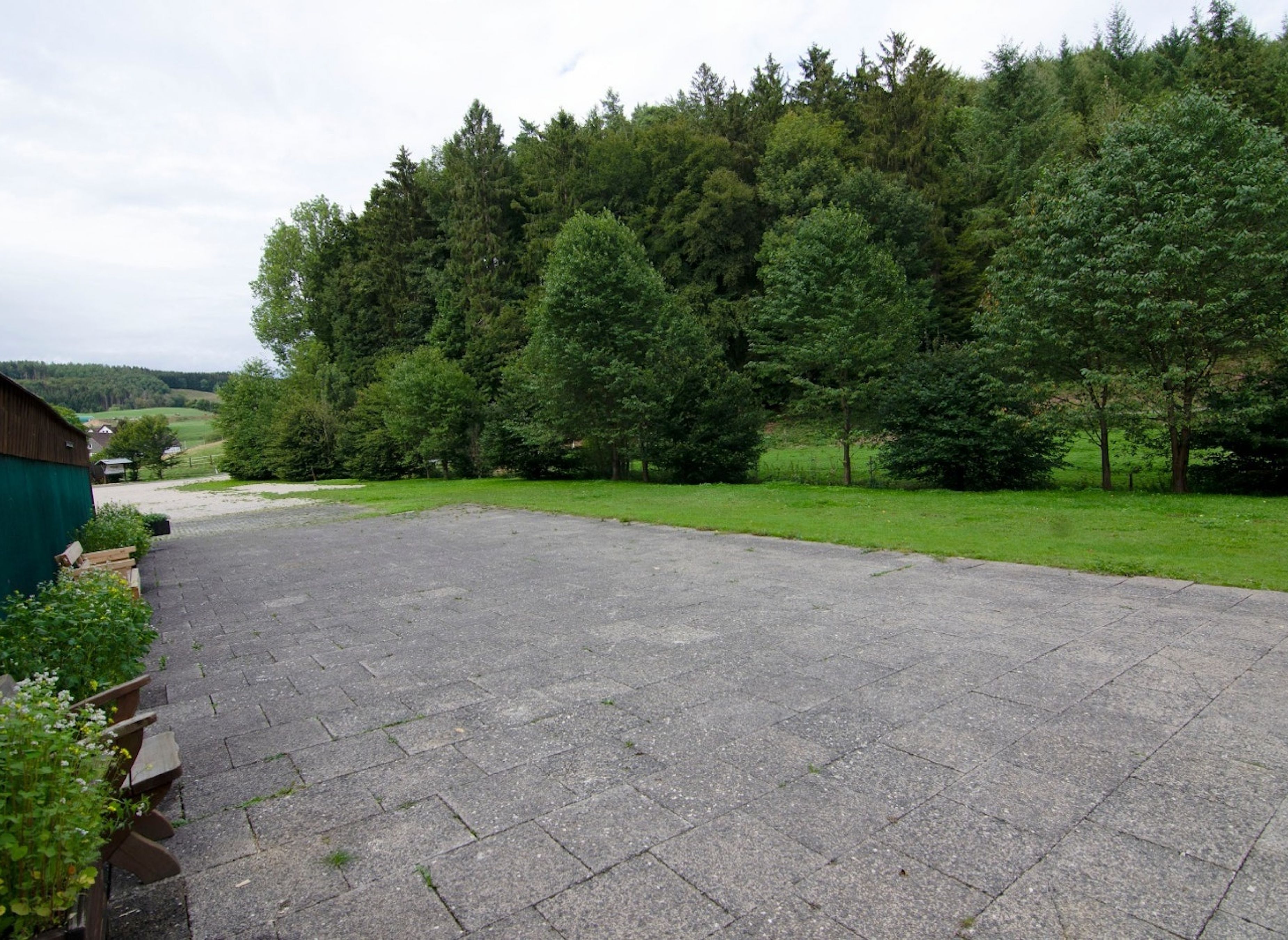 Naturcampingstellplatz " Am Naturschutzgebiet " im Sauerland