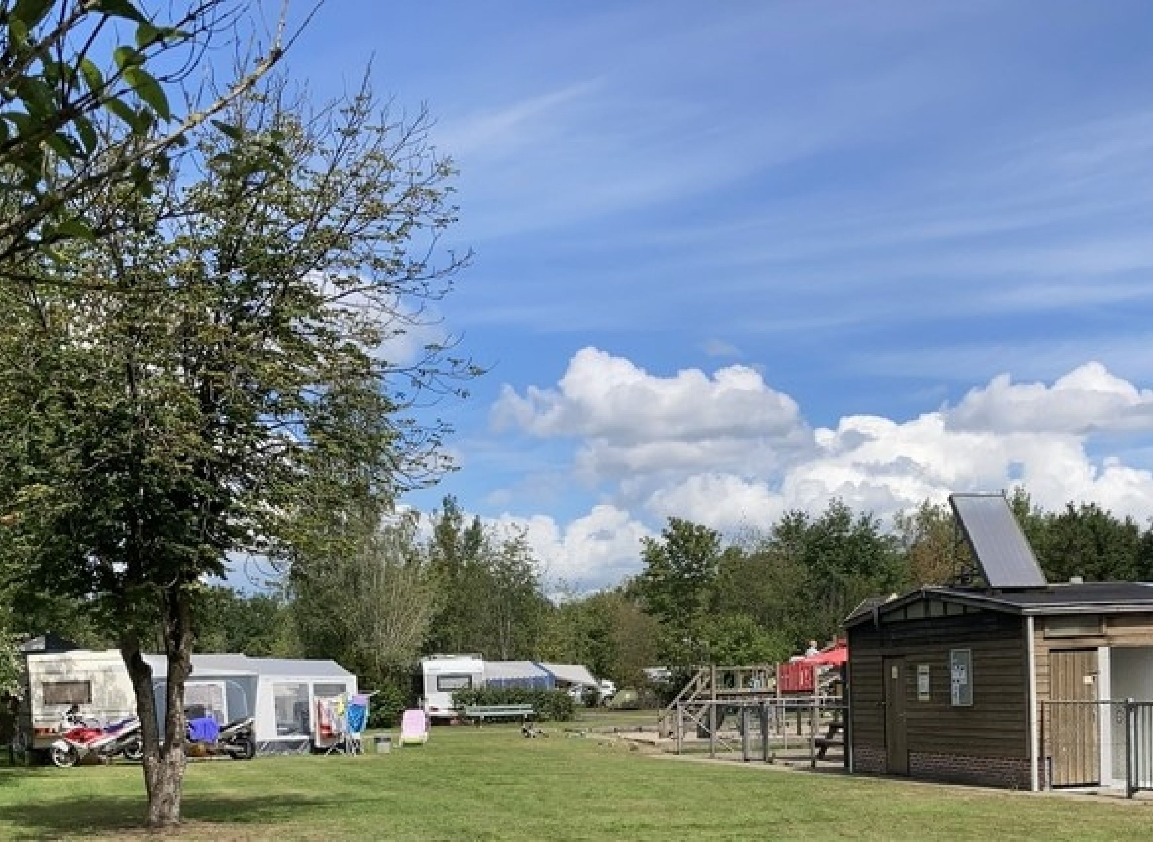 Pure Camping Happy Glamping — Photo 3