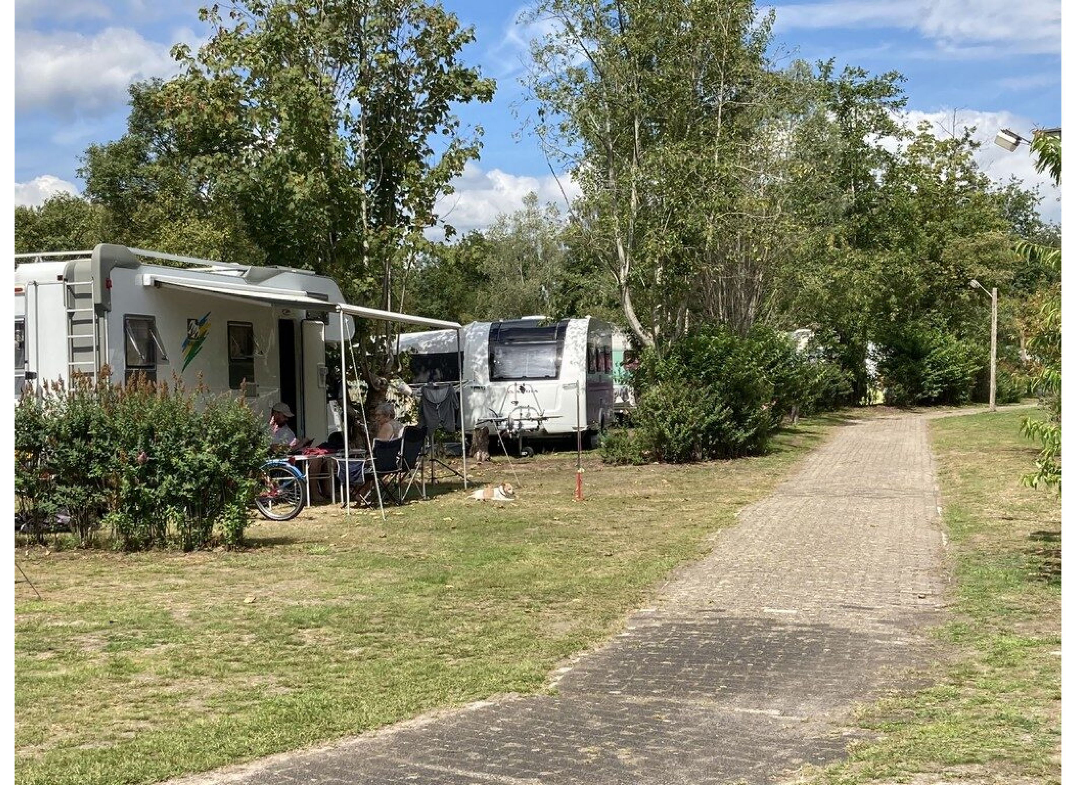 Pure Camping Happy Glamping — Photo 4