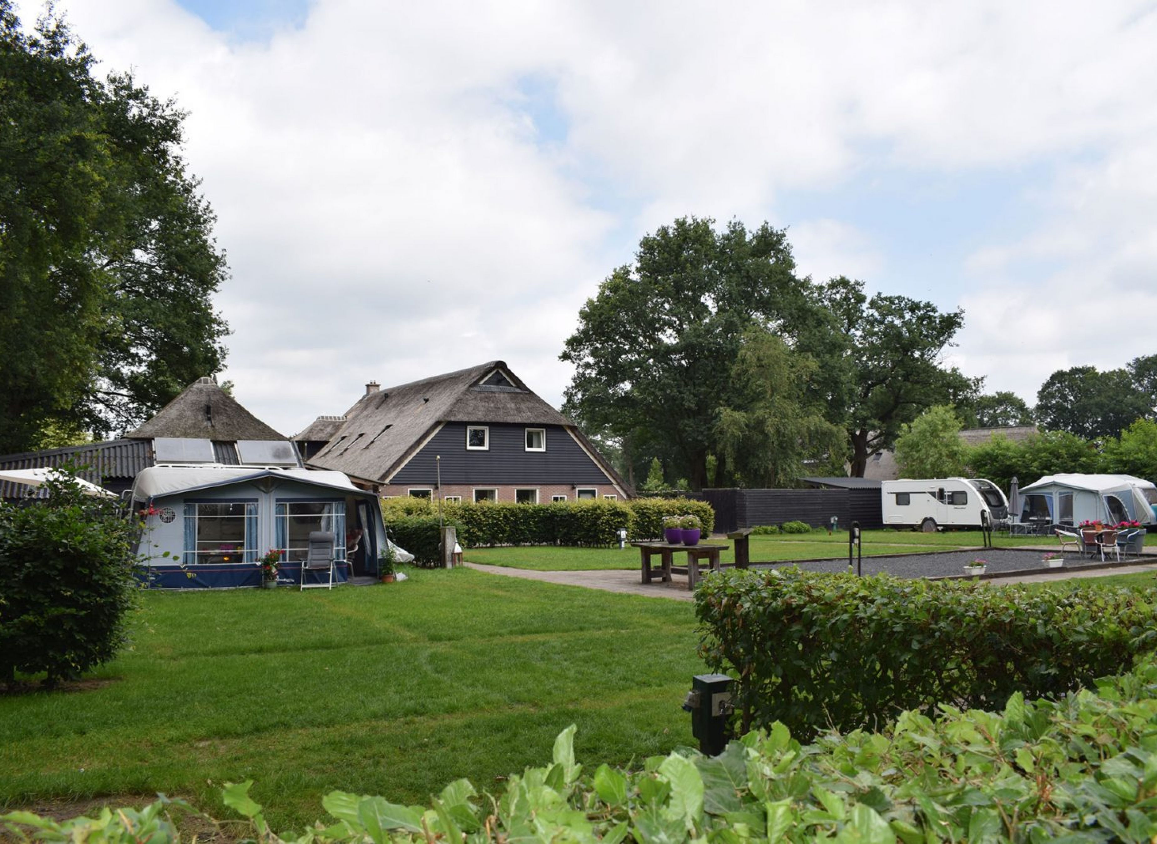 Niezinghoeve — Camping in Ruinen