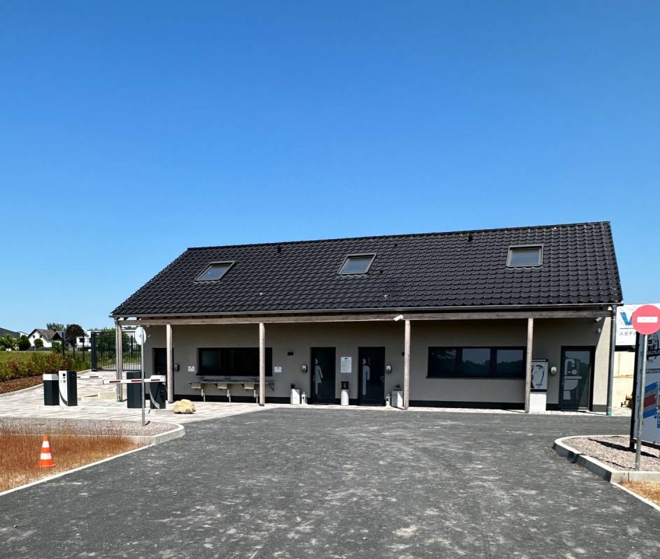 Stellplatz B49 — 房车营地 in Merenberg