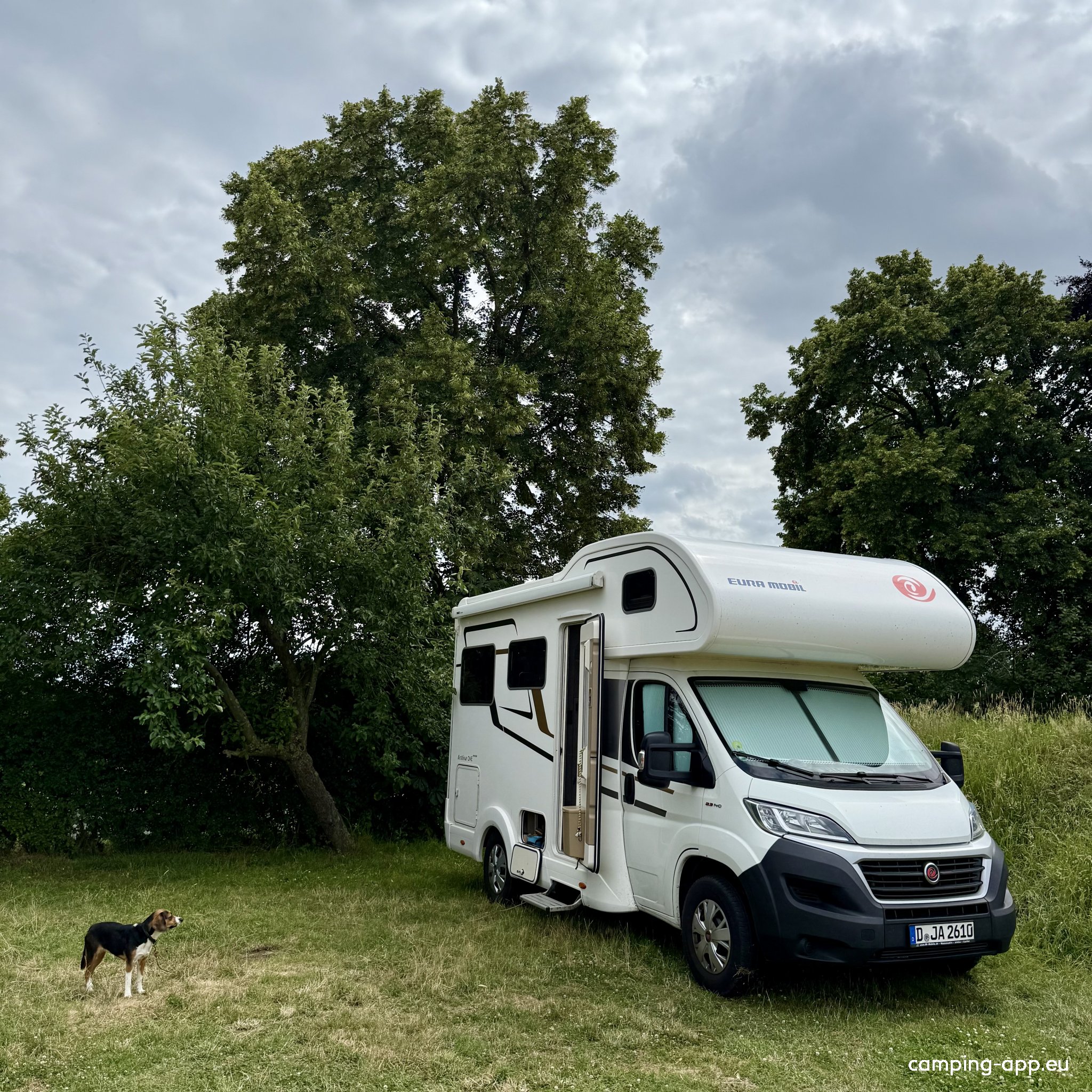 Dorf Idylle mit Anschluss an ein Café — Photo 6