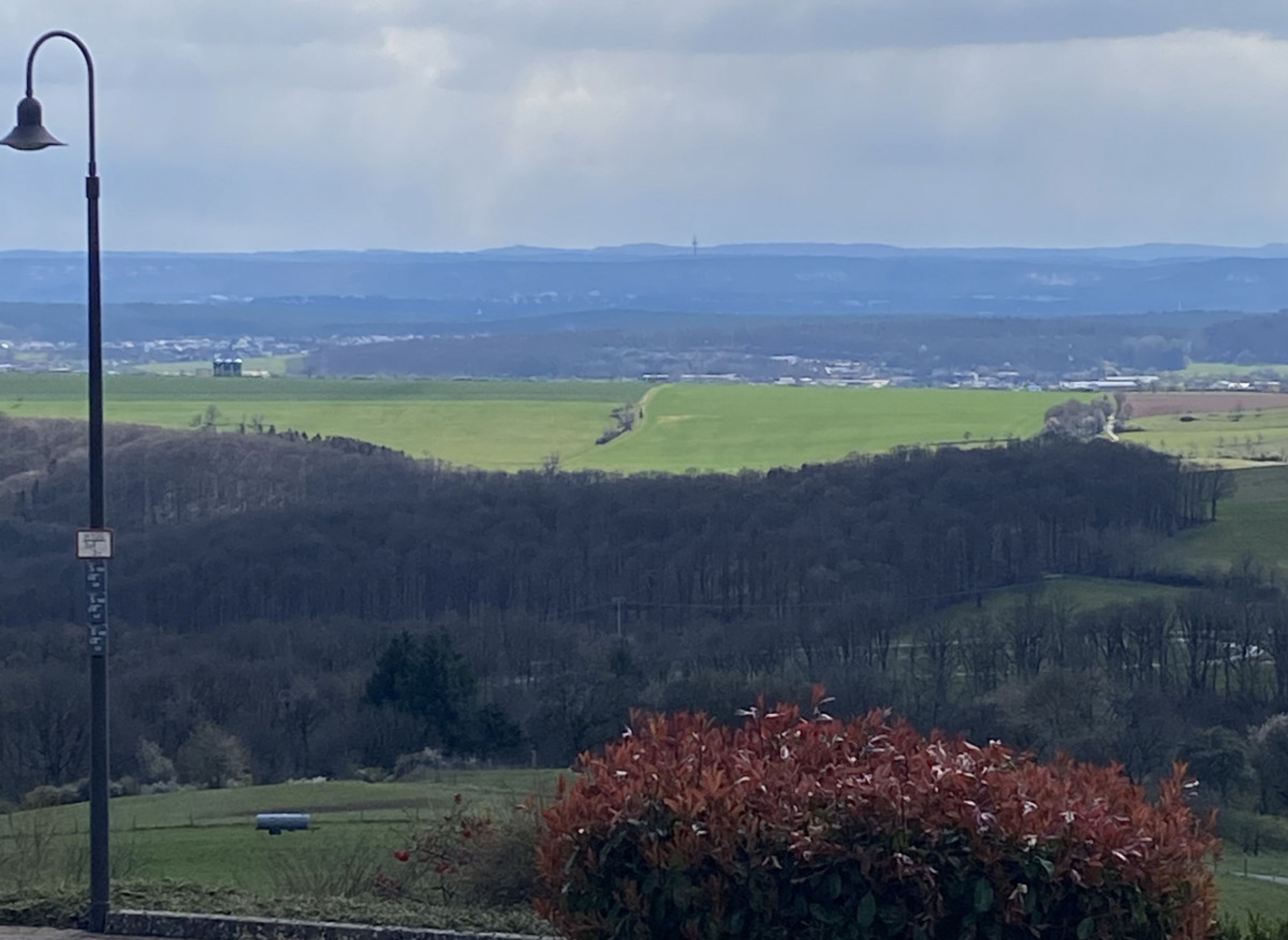 Mit traumhaftem Fernblick — Photo 2