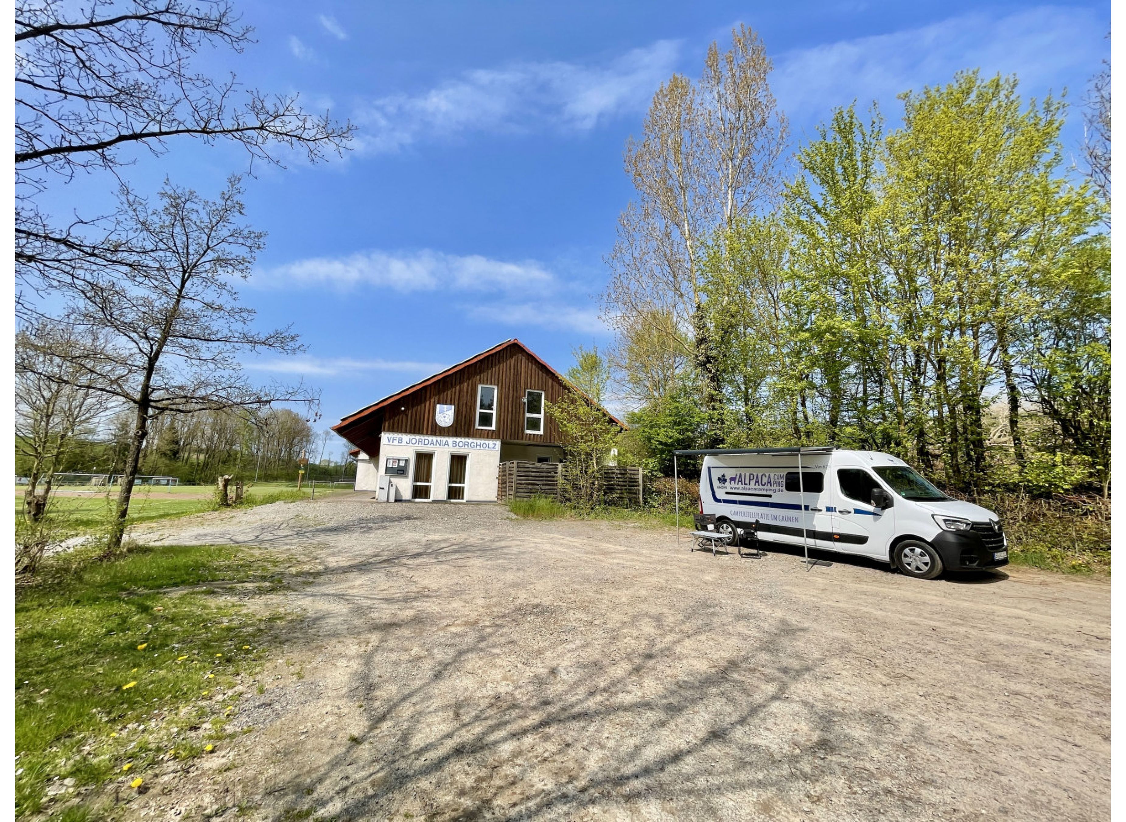 Ruhiger Stellplatz mitten im Grünen — Photo 3