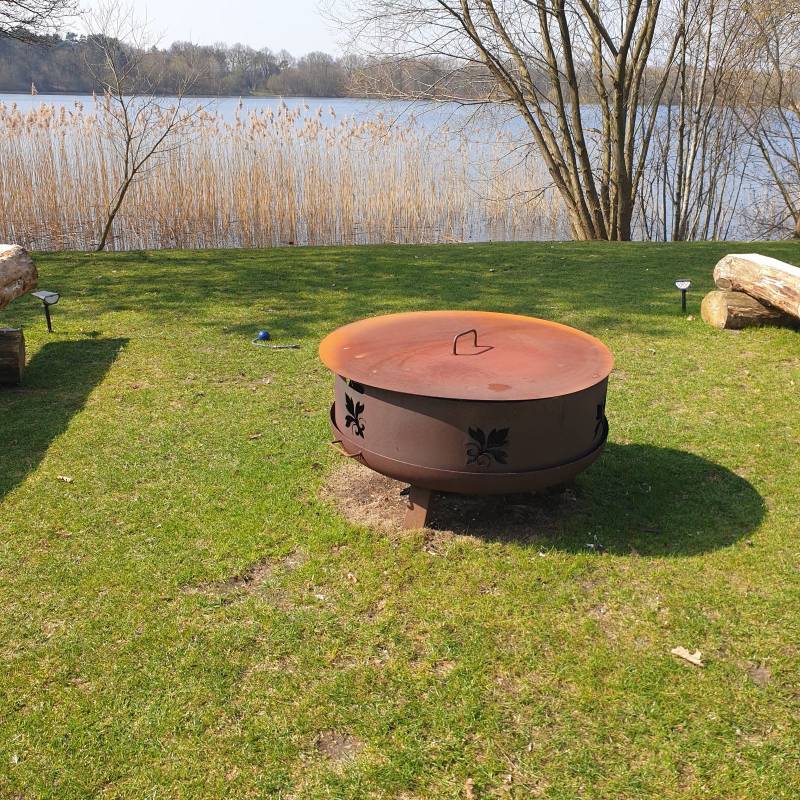 Wohnmobilcamp Småland am Harkebrügger See — Stellplatz in Barßel