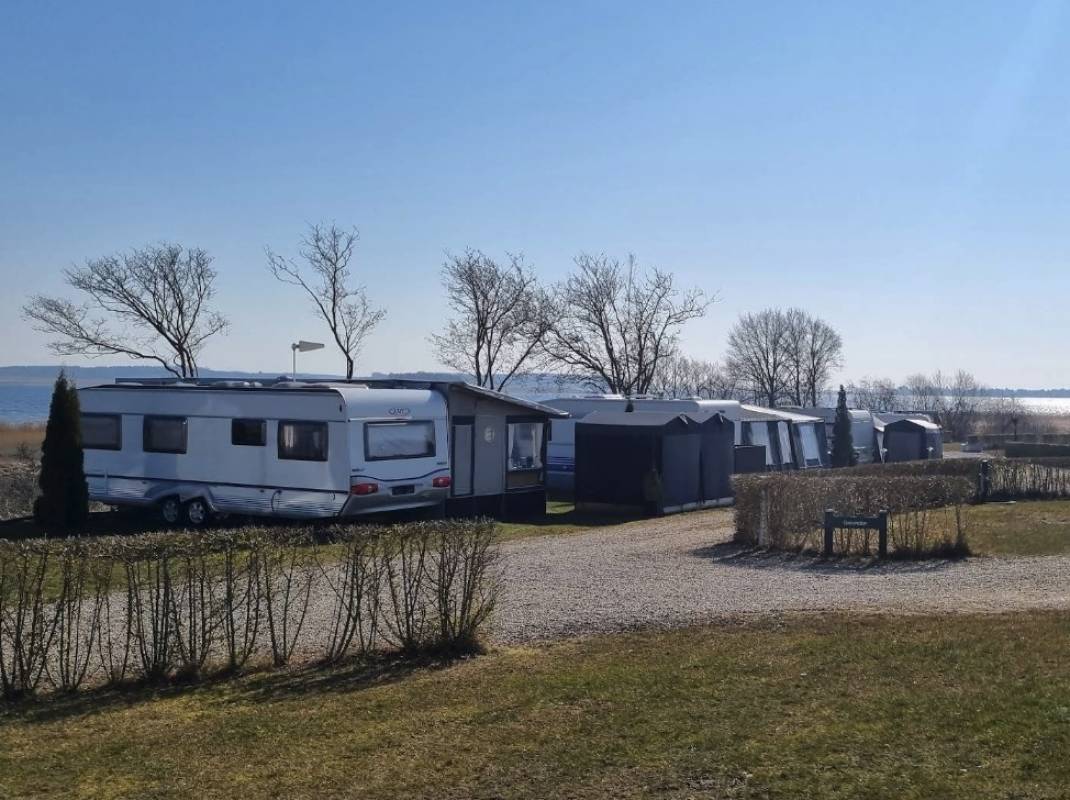 De Hvide Svaner Camping