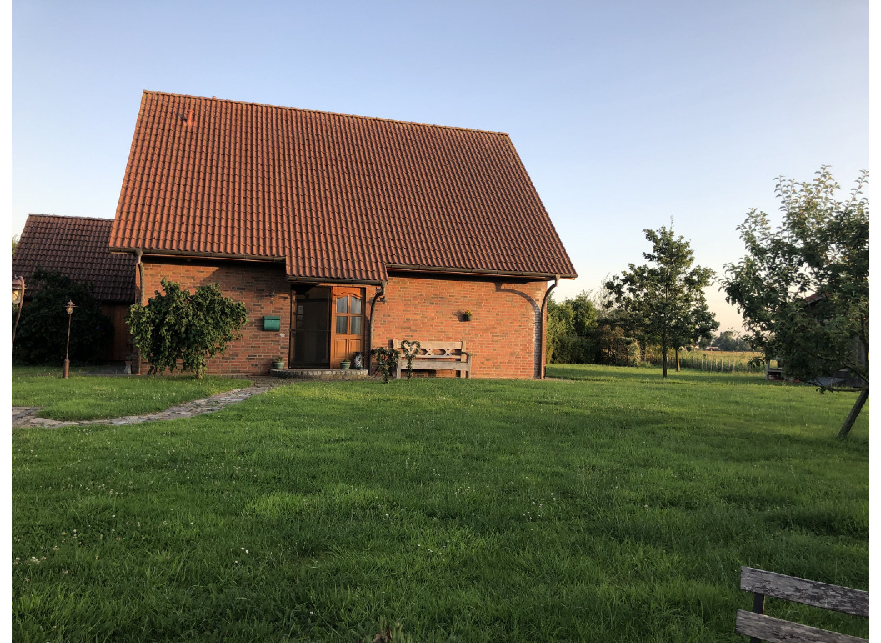 Blick auf Weide, kurzer Weg zum See