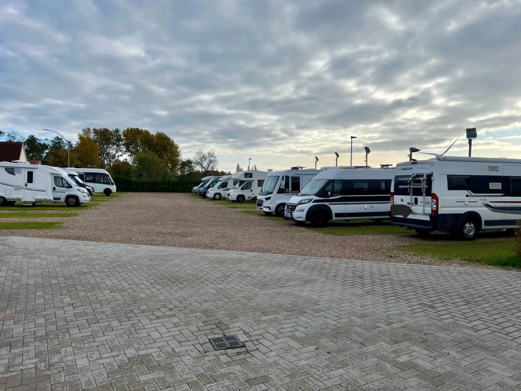 Wohnmobilhafen am Schaufenster — Photo 4