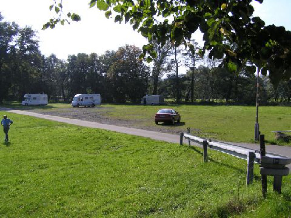 Stellplatz Am Unsbach Tann — Photo 2