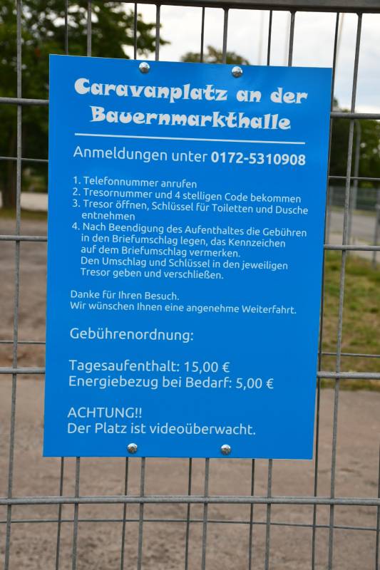 Caravanplatz an der Bauernmarkthalle — Photo 2