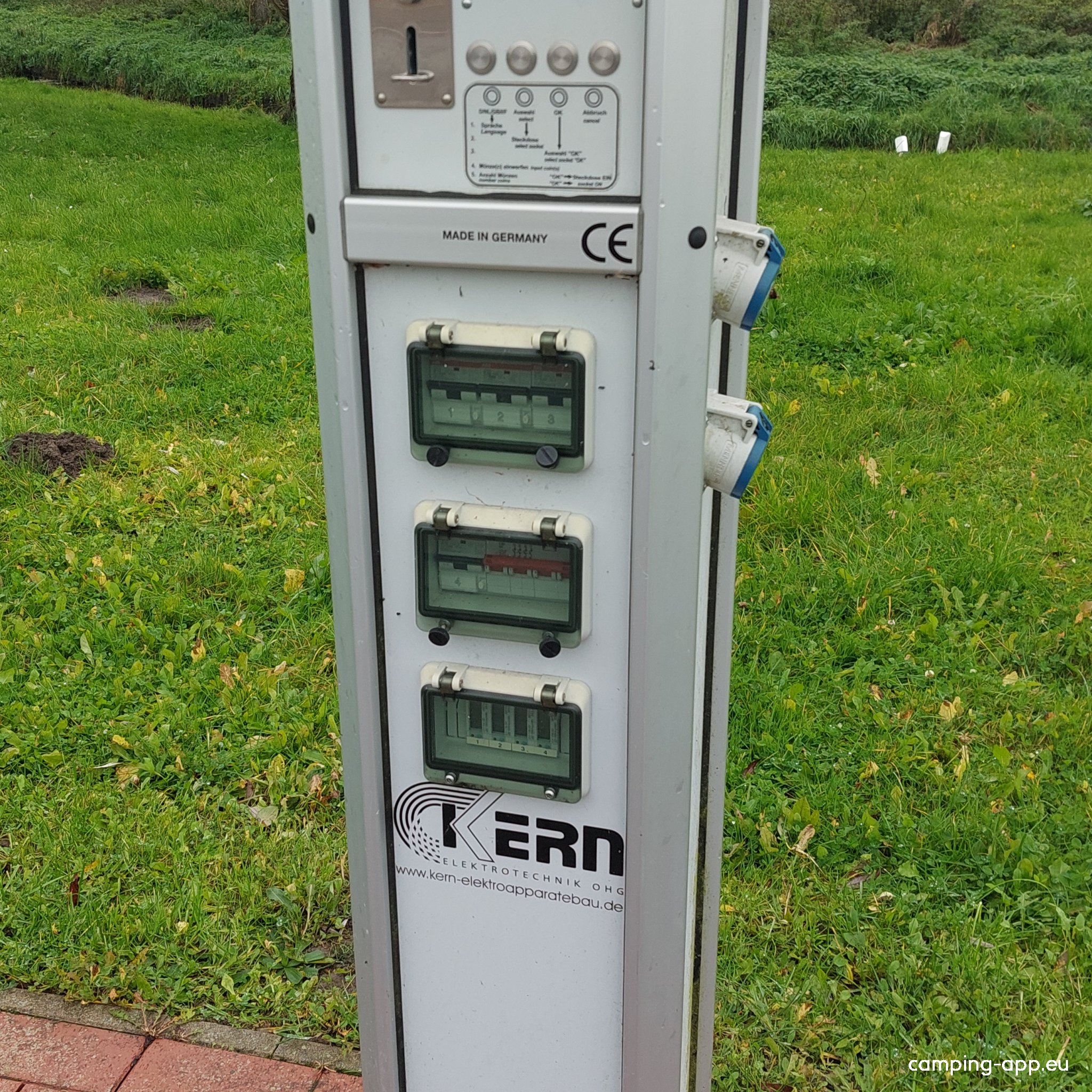 Parkplatz mit 2x Stellplatz — Photo 3