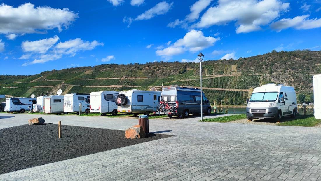 Wohnmobilstellplatz Rhein ins Leben — Photo 5