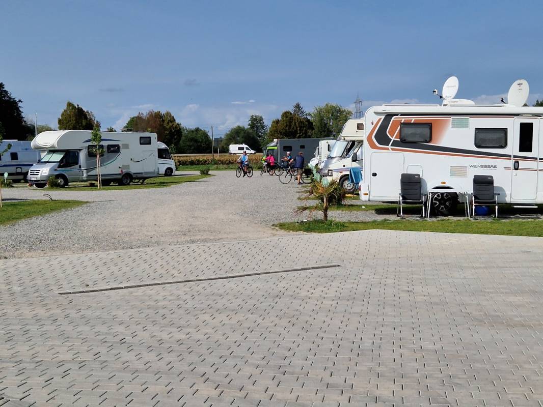 Wohnmobilpark Kenzingen — Photo 4