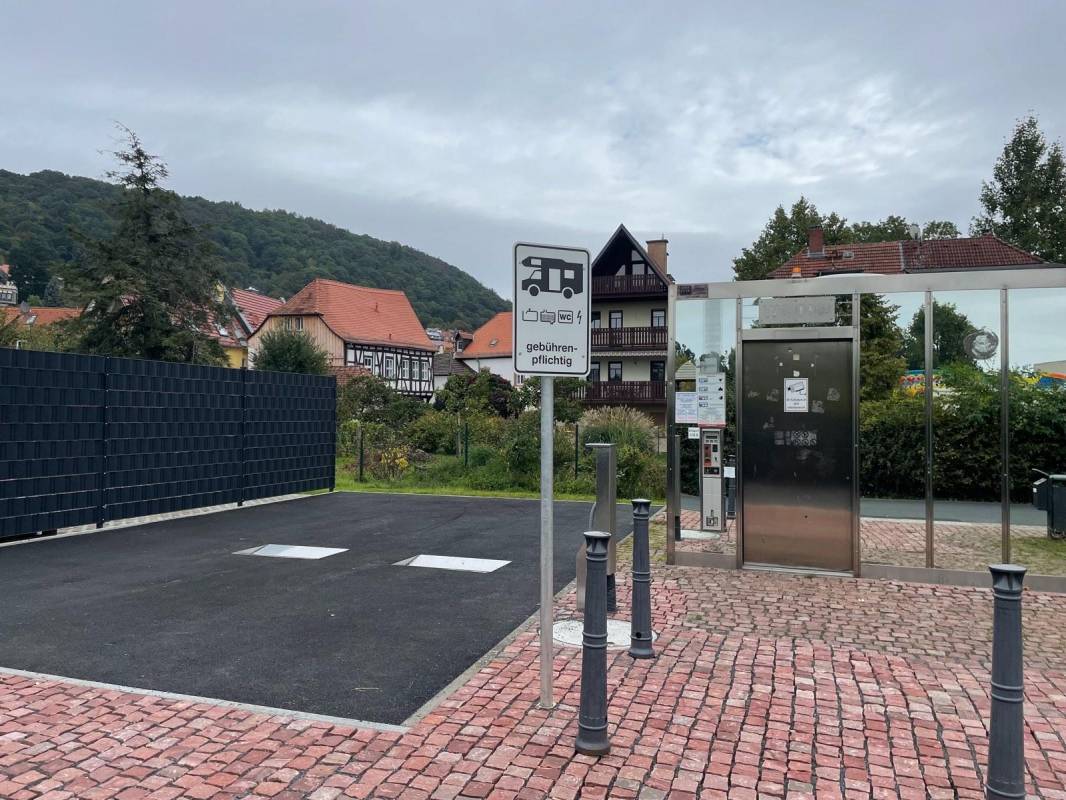 An der Kaiserpfalz (max. 3,50 m Höhe)