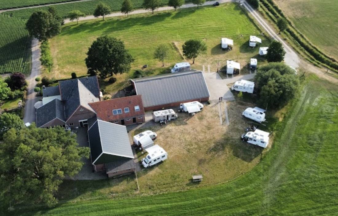 Camperplaats Op een Bult — Photo 2