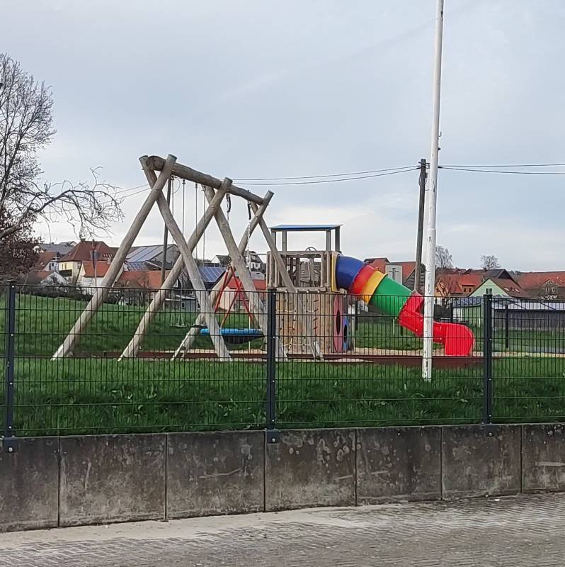 Wohnmobilstellplatz Mitgenfeld-Breitenbach — Photo 2