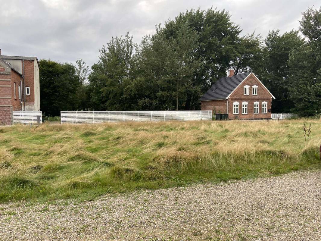 Mitten im Ort und ruhig, nur 1km zum Watt — Photo 4