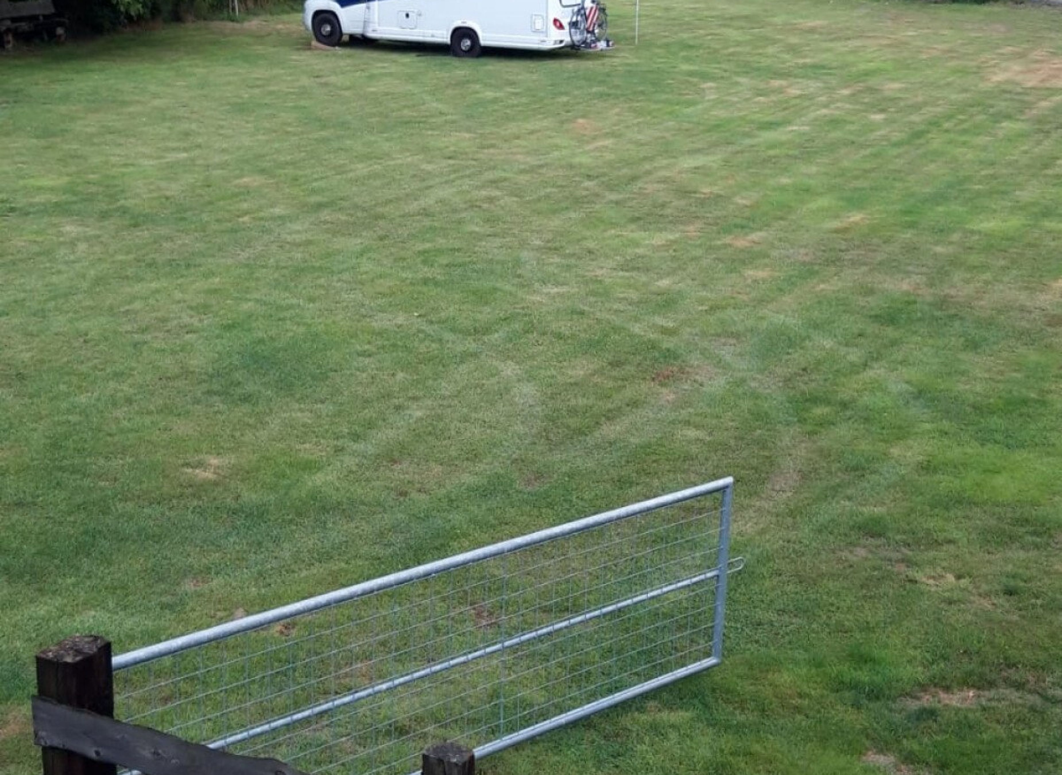 Campen in schöner Landschaft — Photo 3