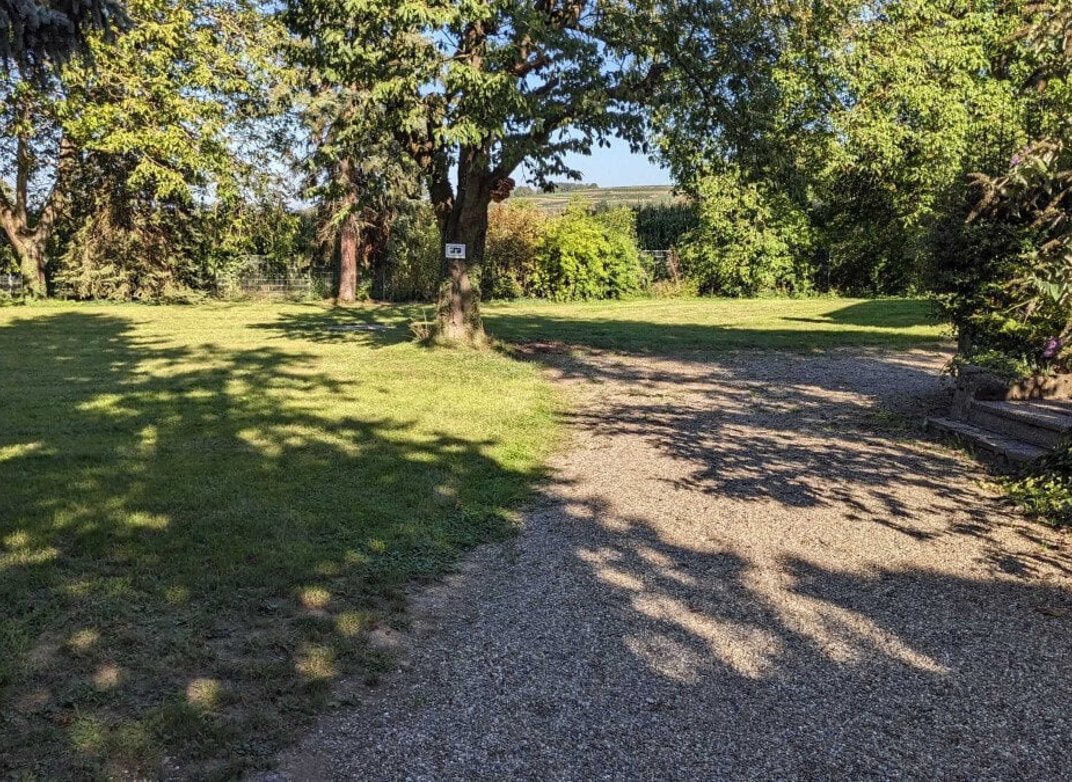 Entspanntes Camping im Garten in Endingen am Kaiserstuhl