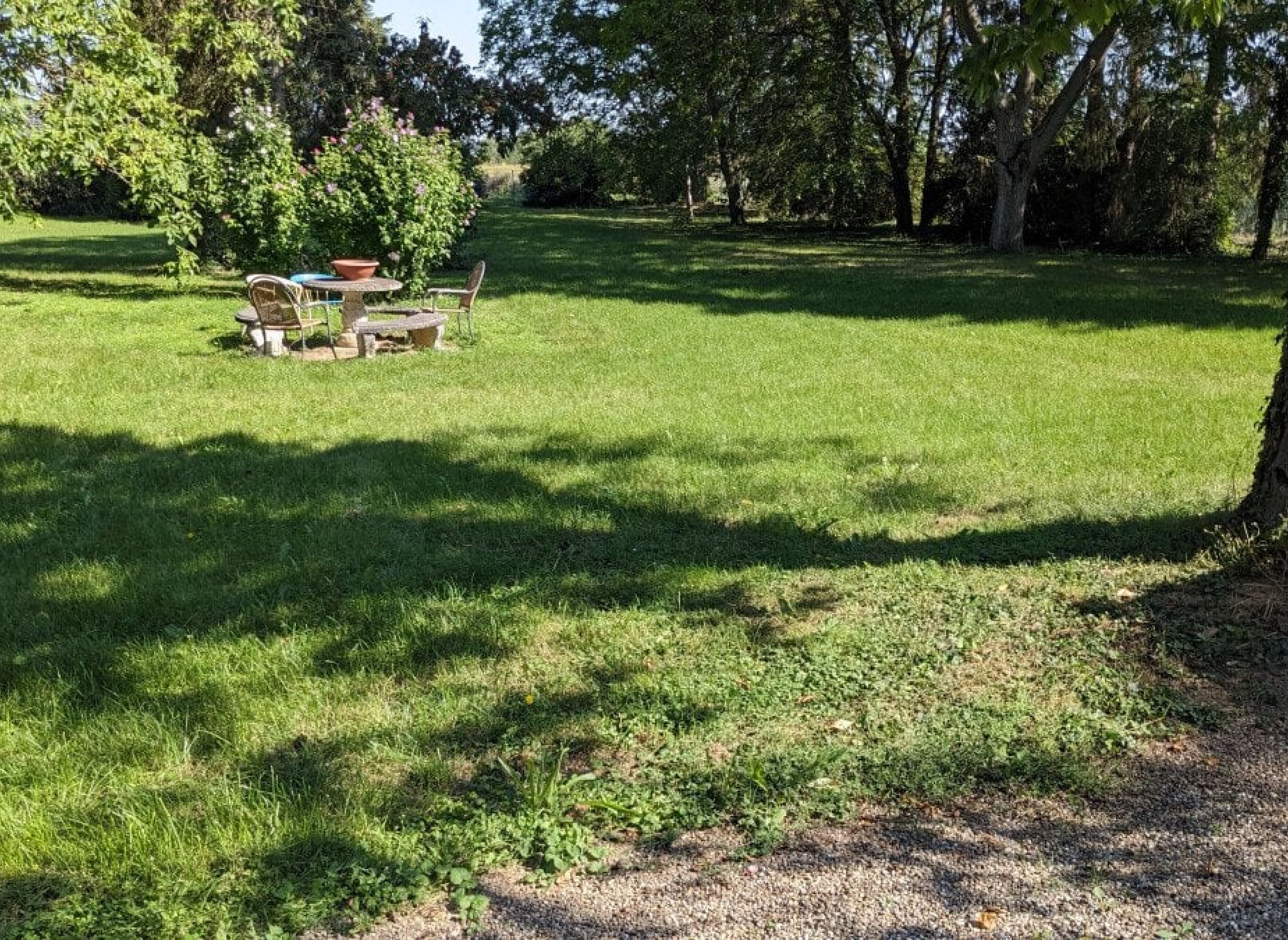 Entspanntes Camping im Garten in Endingen am Kaiserstuhl — Photo 2