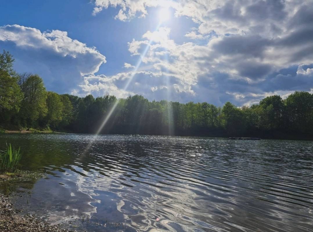 Wohnmobilstellplatz am Angelpark Vöhrum
