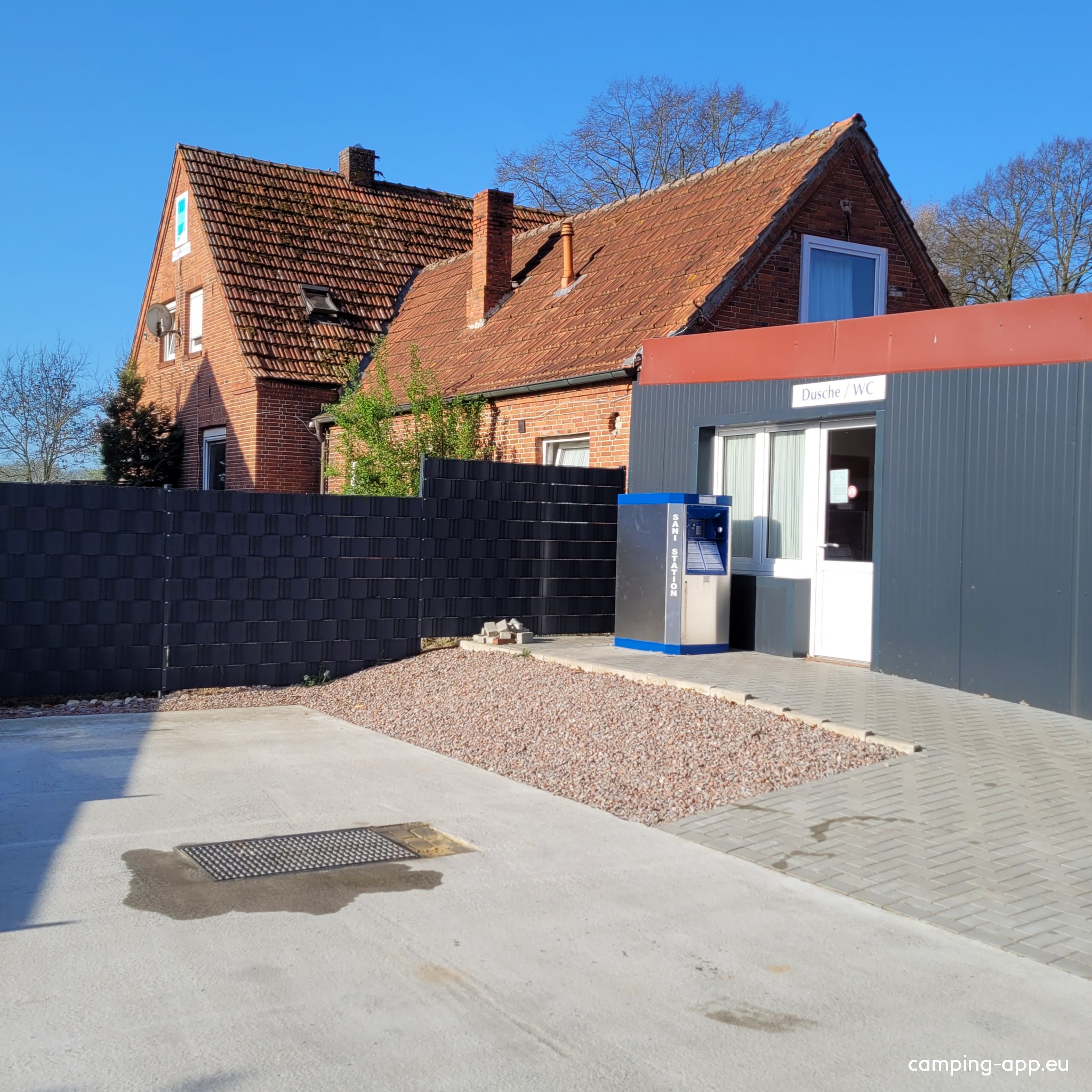 Wohnmobilhafen Emsblick — Photo 6