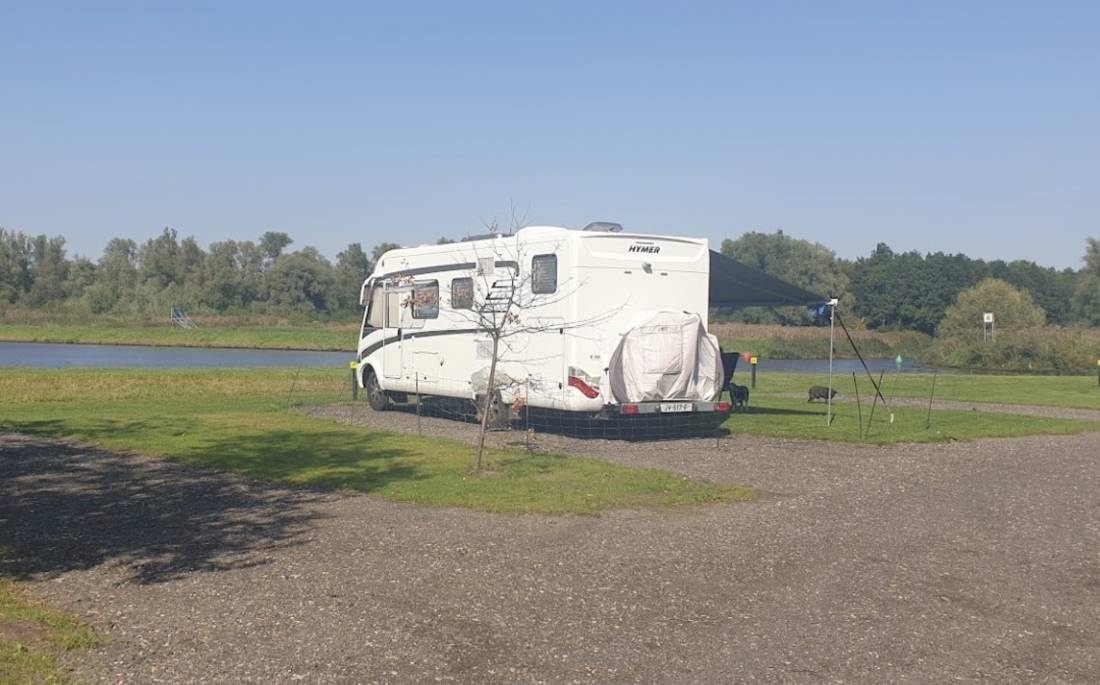 Camperpark Landgoed Winschoterzijl — Photo 2