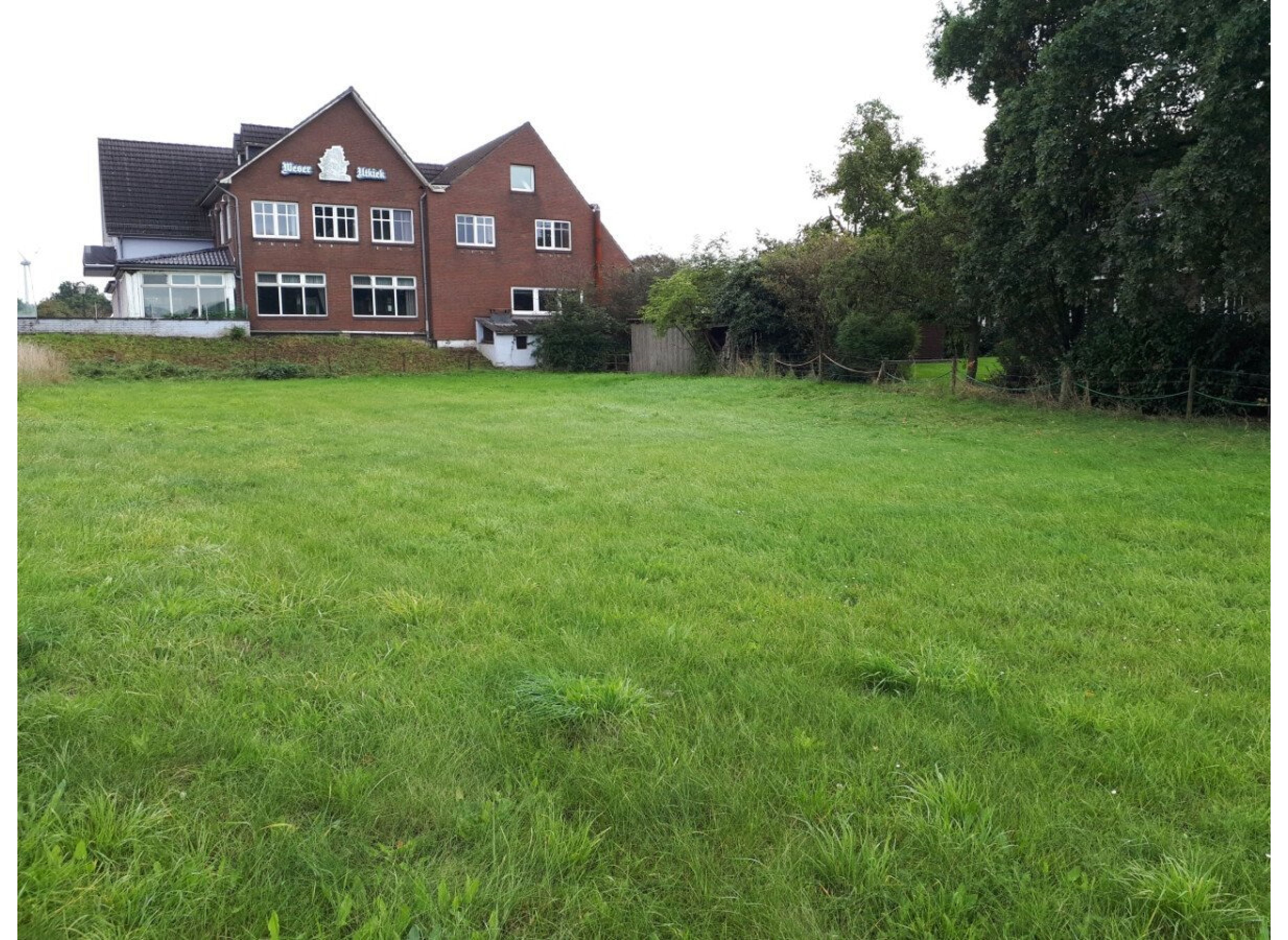 Stellplatz am Deich an der Weser — Motorhome pitch in Bremen