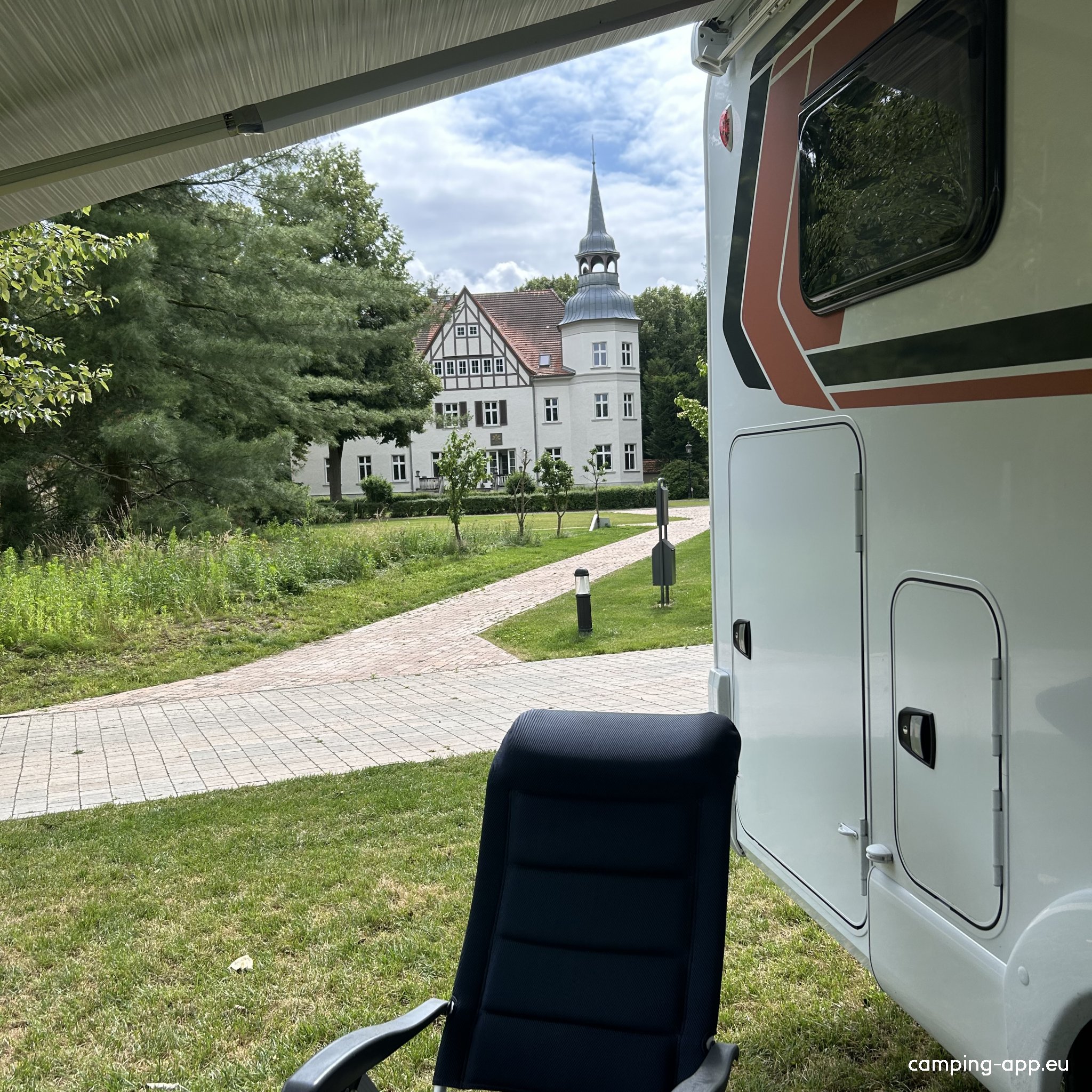 Schloss Sigrön Camping — Photo 6