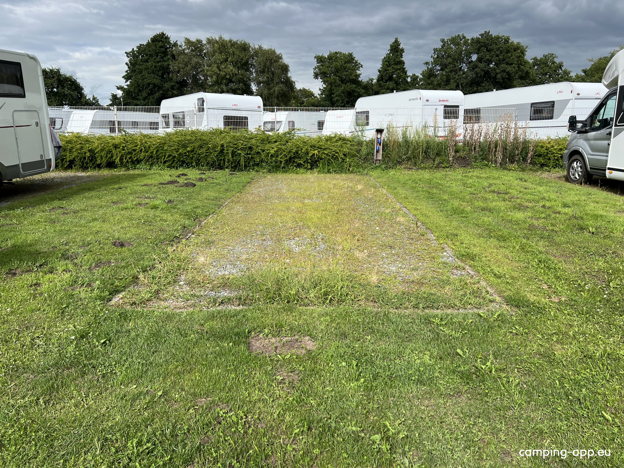 Stellplatz Reisemobilhändler Rauert — Photo 2