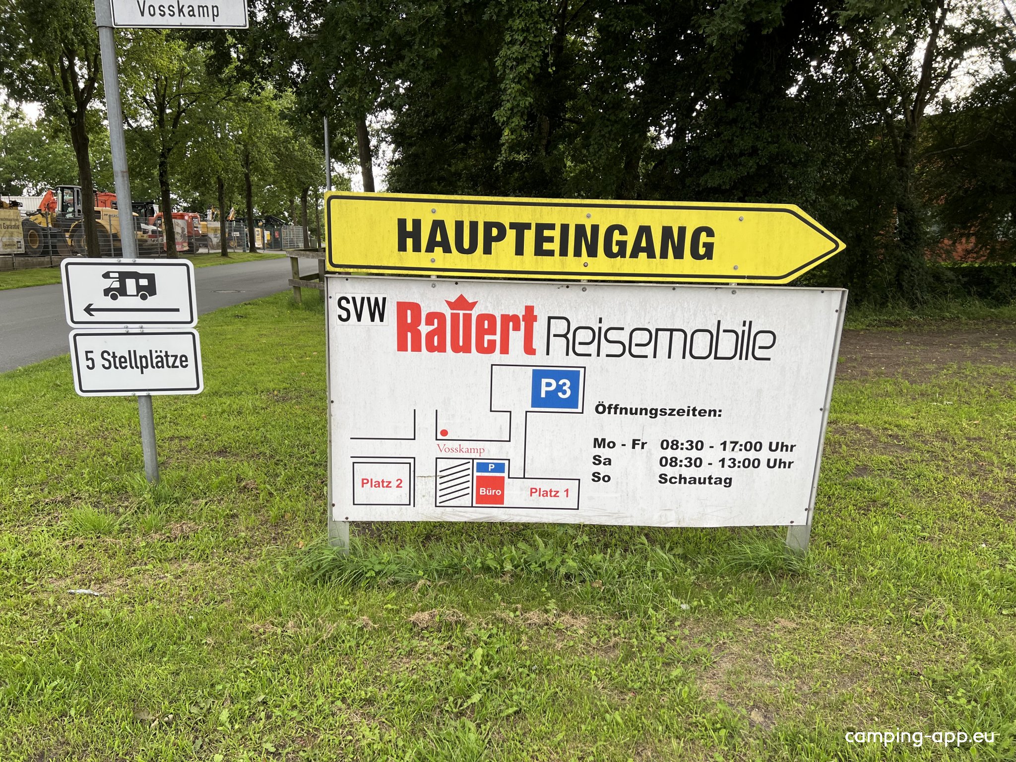 Stellplatz Reisemobilhändler Rauert — Motorhome pitch in Westerstede