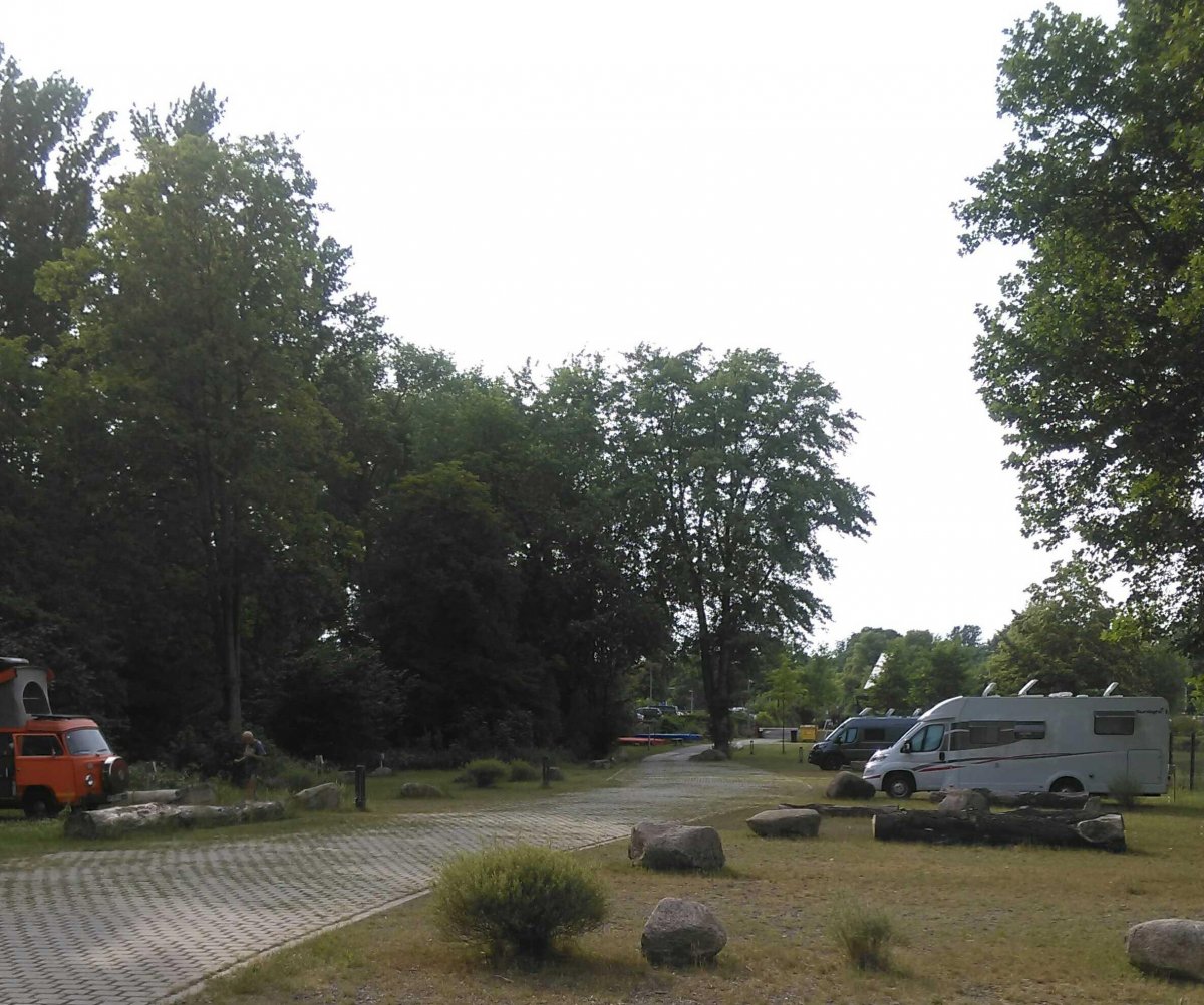 Wohnmobilpark Stadtbad Okeraue — Motorhome pitch in Wolfenbüttel