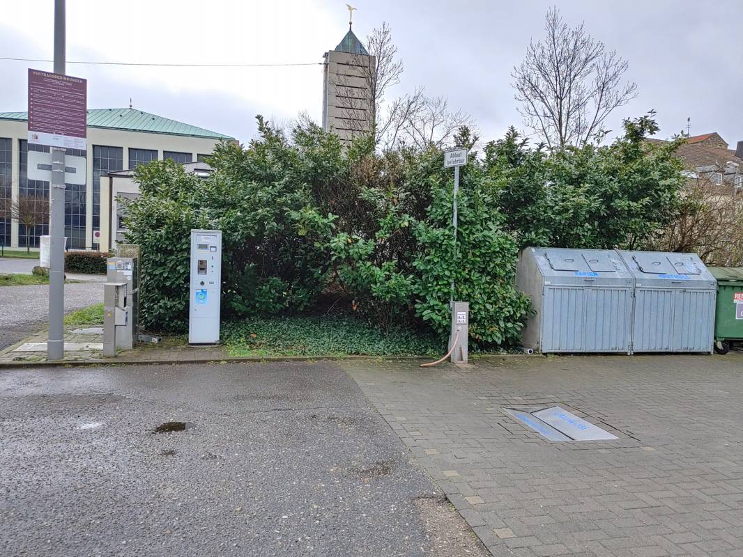 Reisemobilstellplatz Neustadt an der Weinstraße — Photo 5