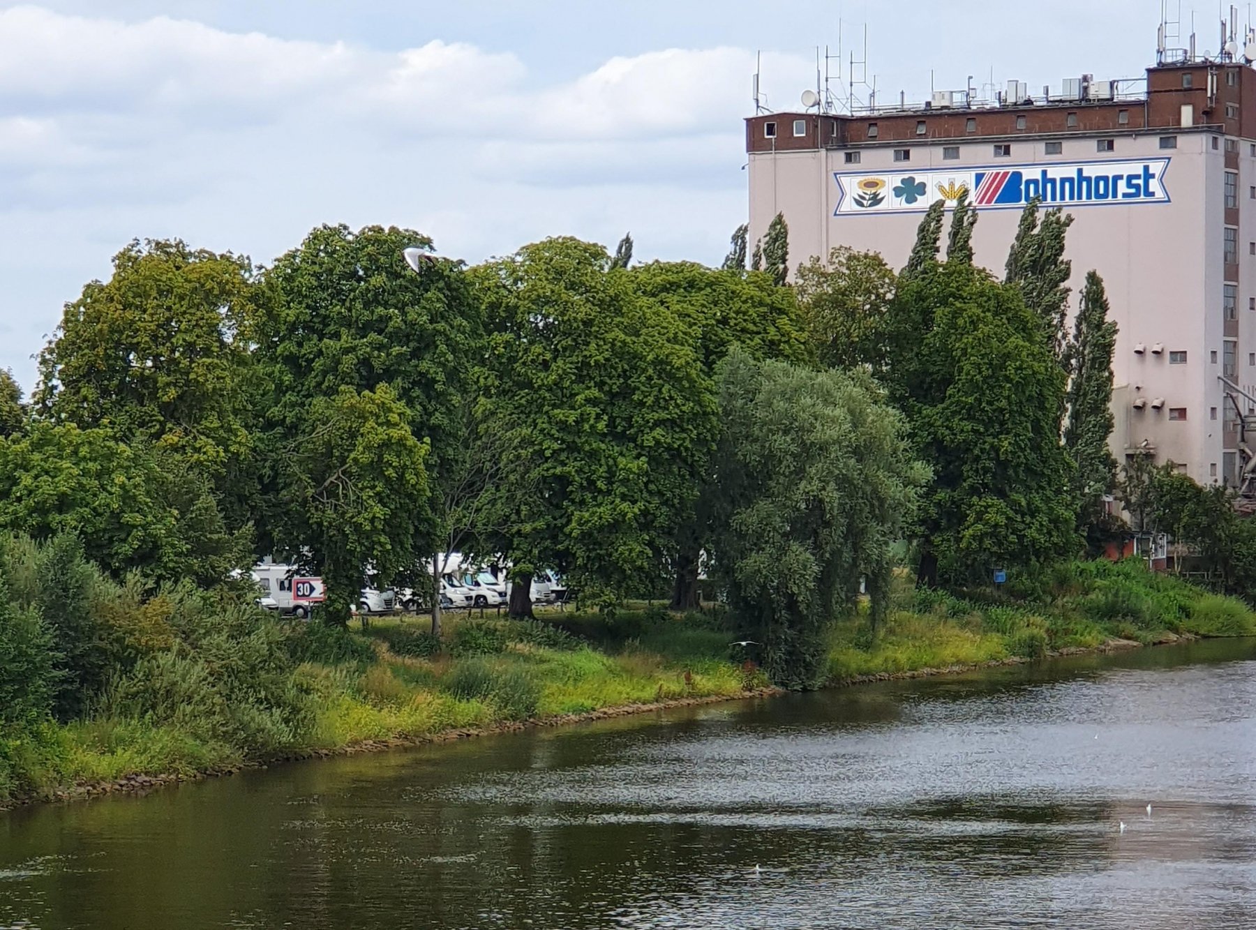 Wohnmobilparkplatz Oyler Straße — Photo 6